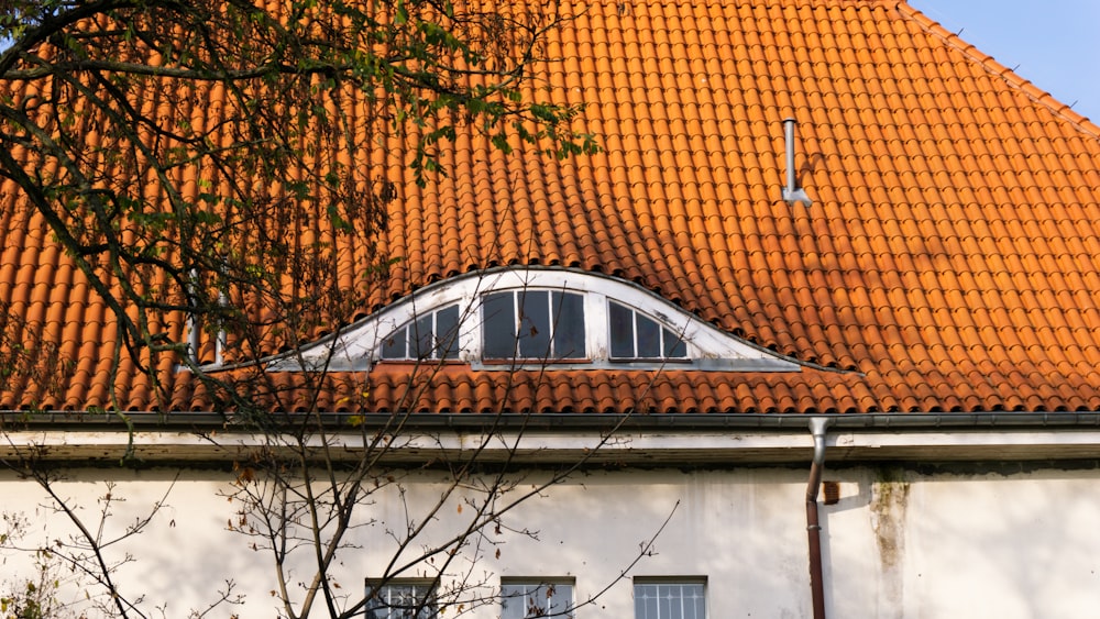 a building with a round roof