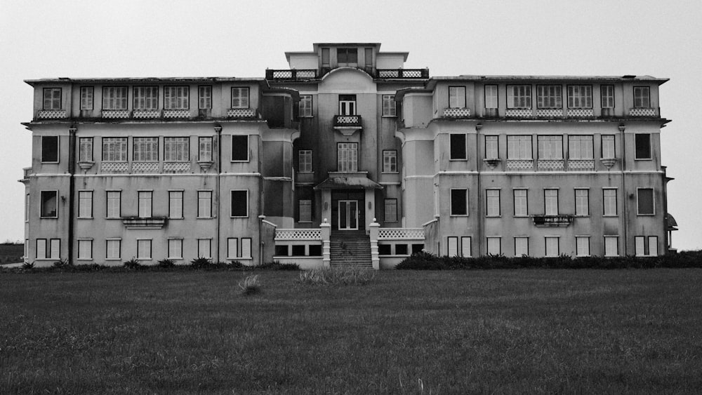 a building with many windows