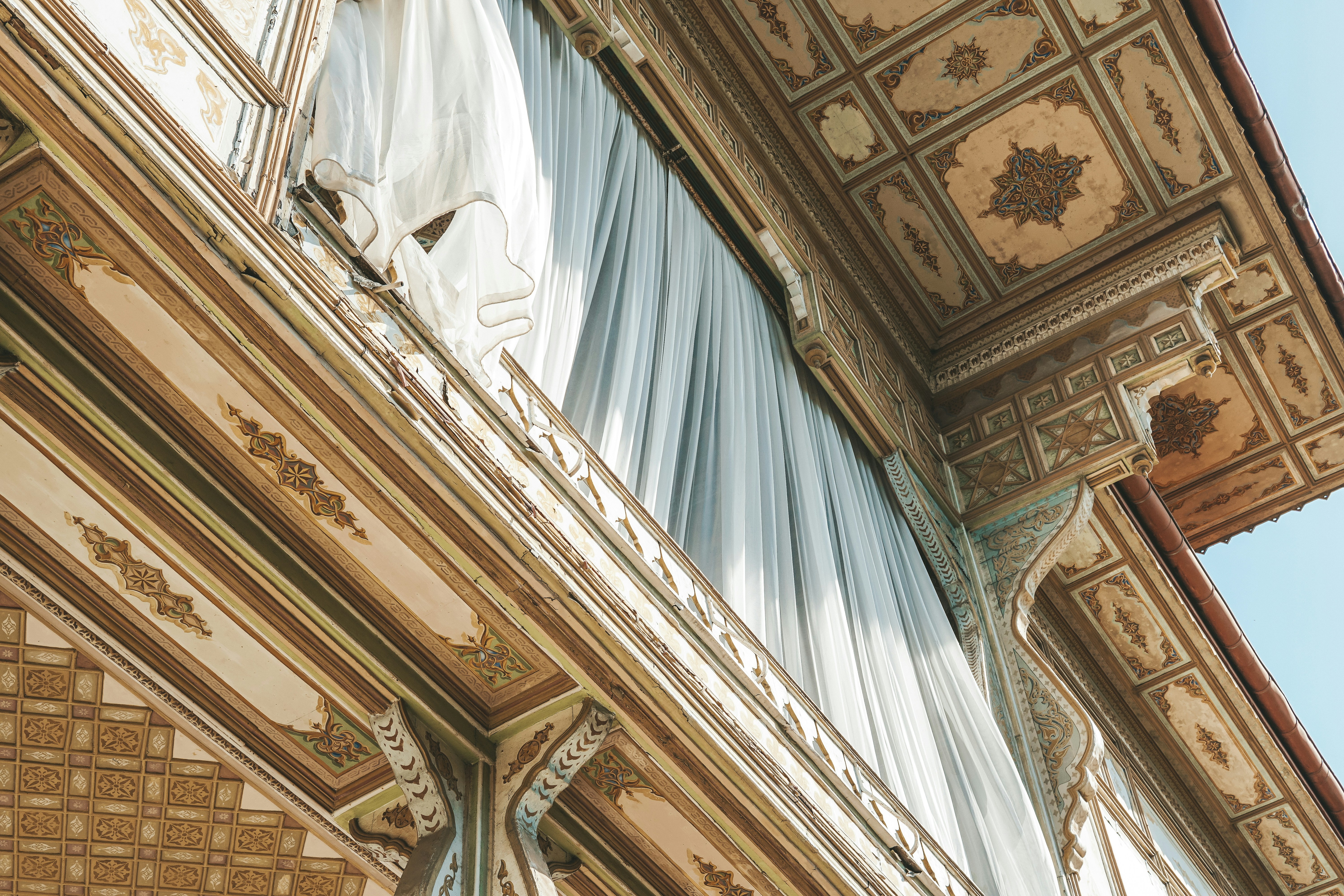 Photo by mertkahveci