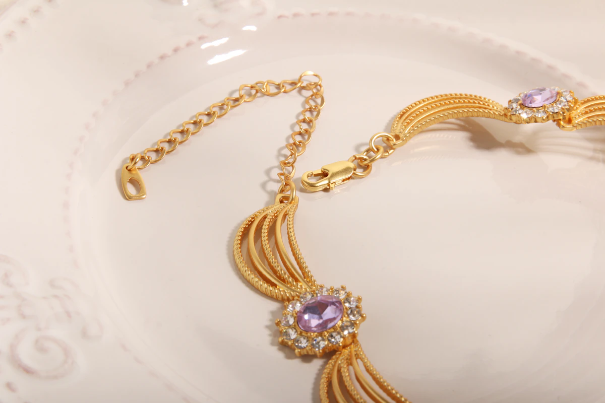 Gold chain with diamond pendant jewellery