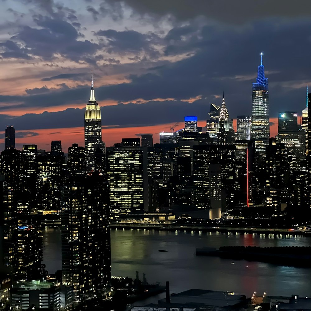 30 Rockefeller Plaza skyline at sunset