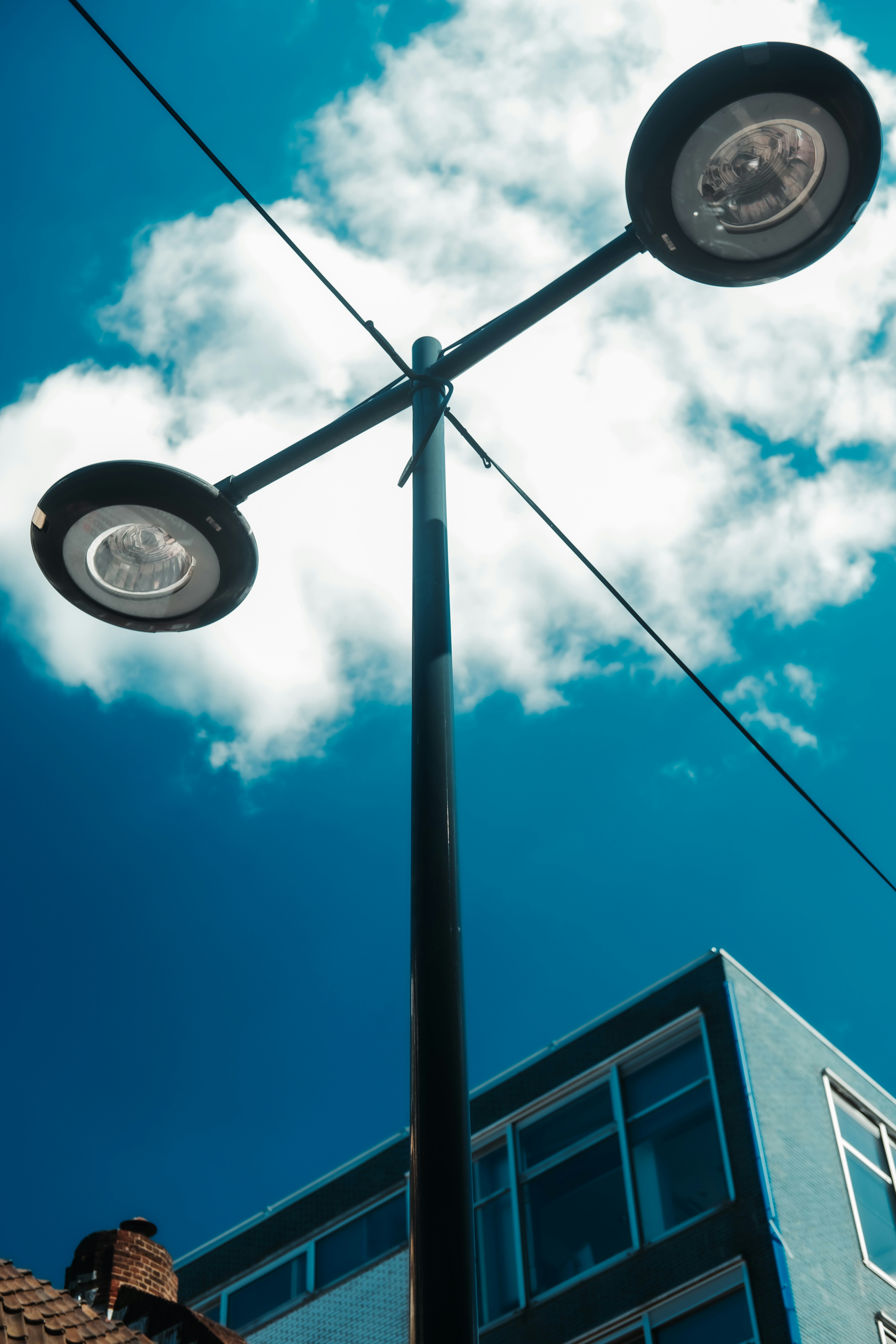 Photo by k_sariwating