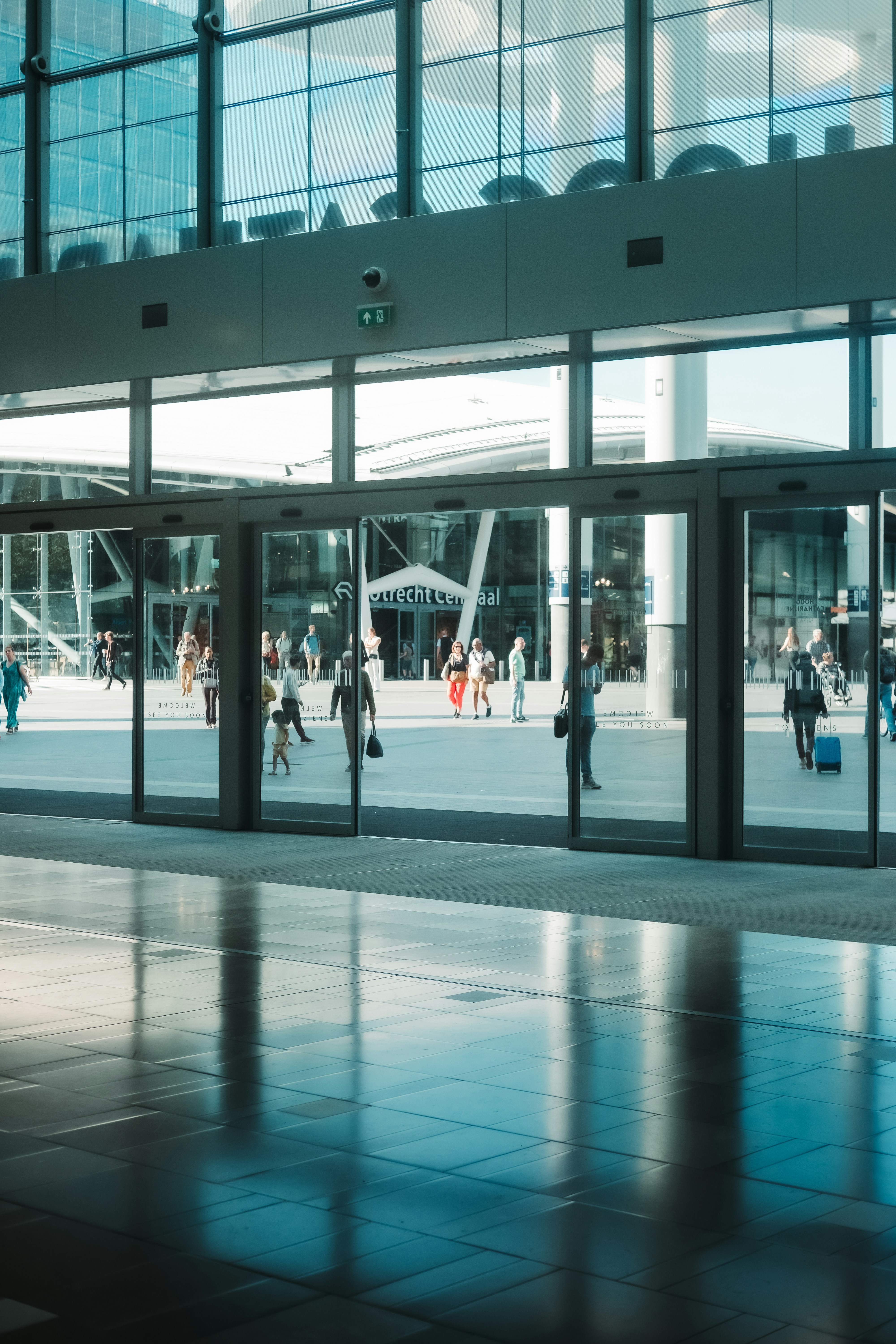 Photo by k_sariwating