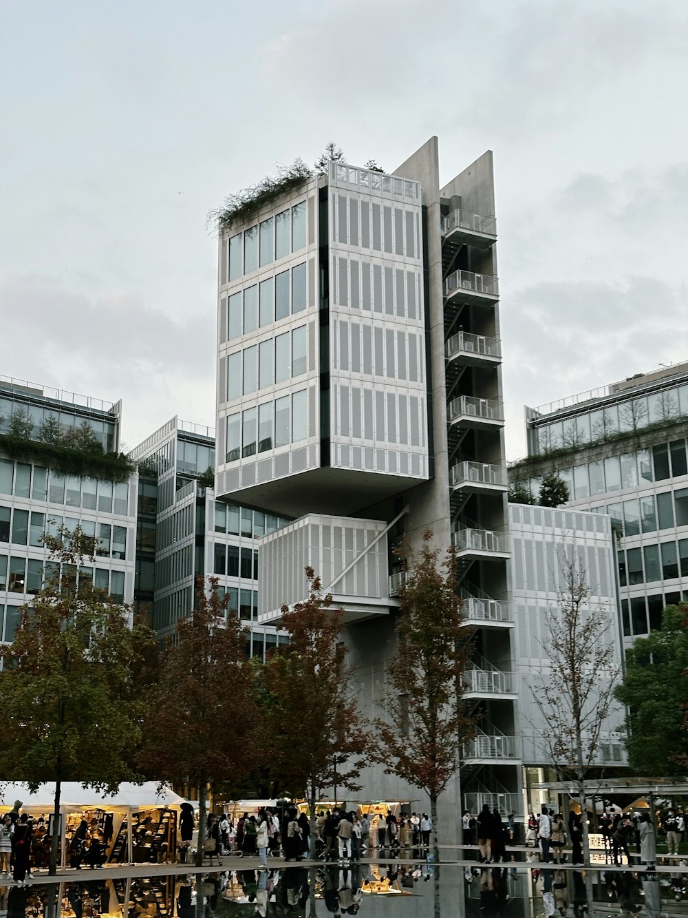 a building with a lot of windows