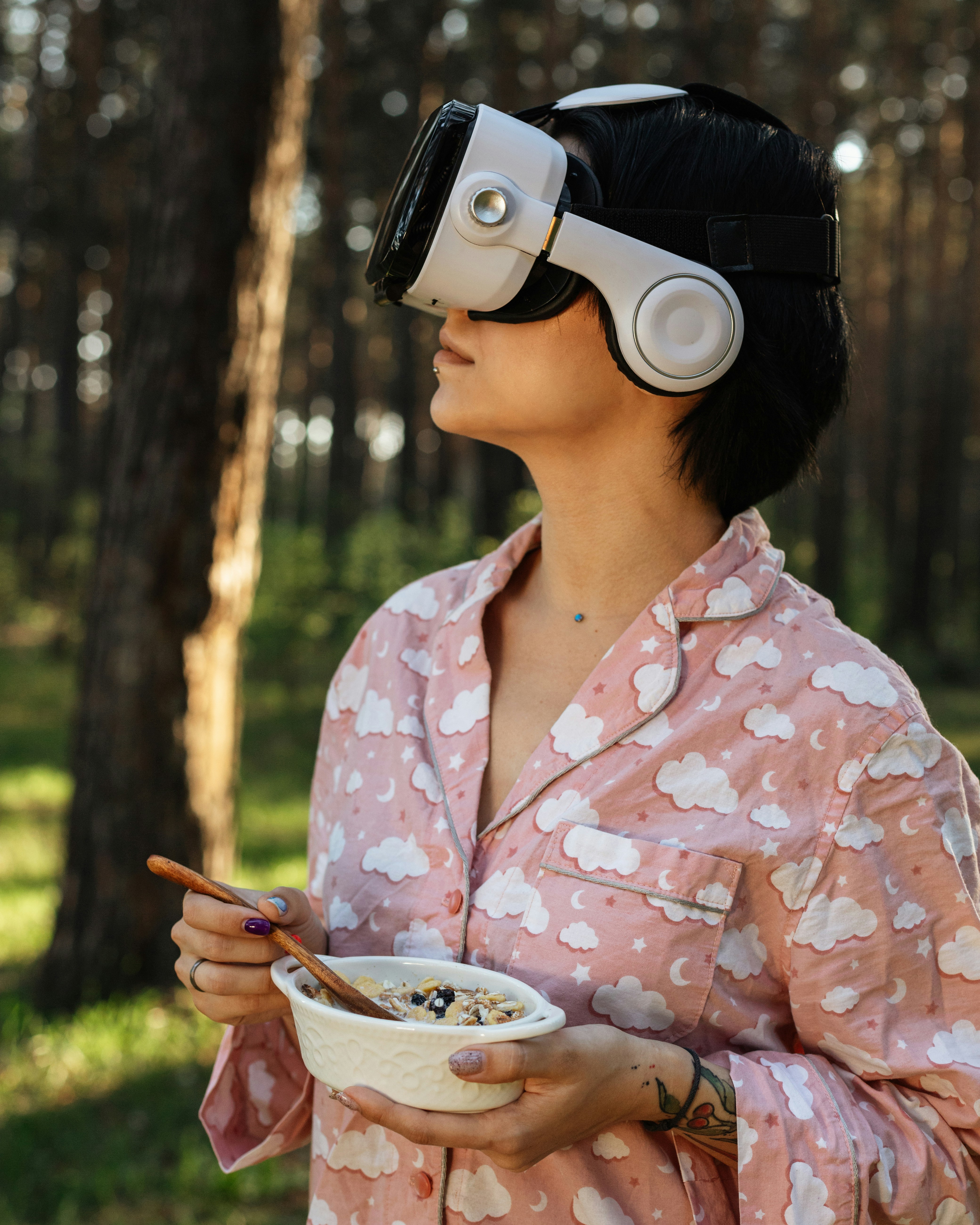 6 Daily Themed Pun Worlds for Virtual Reality