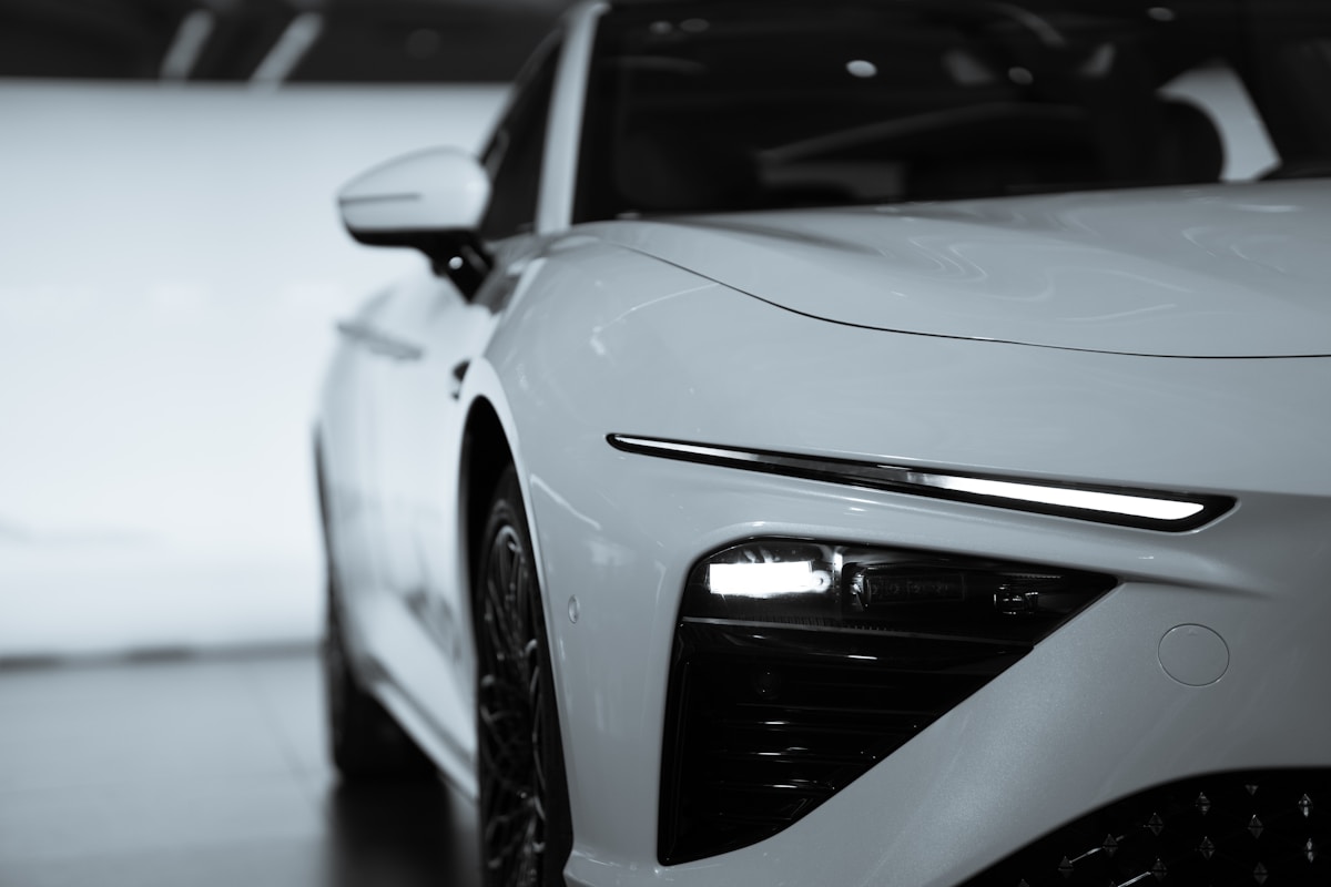 MOT preparation and inspections image background image