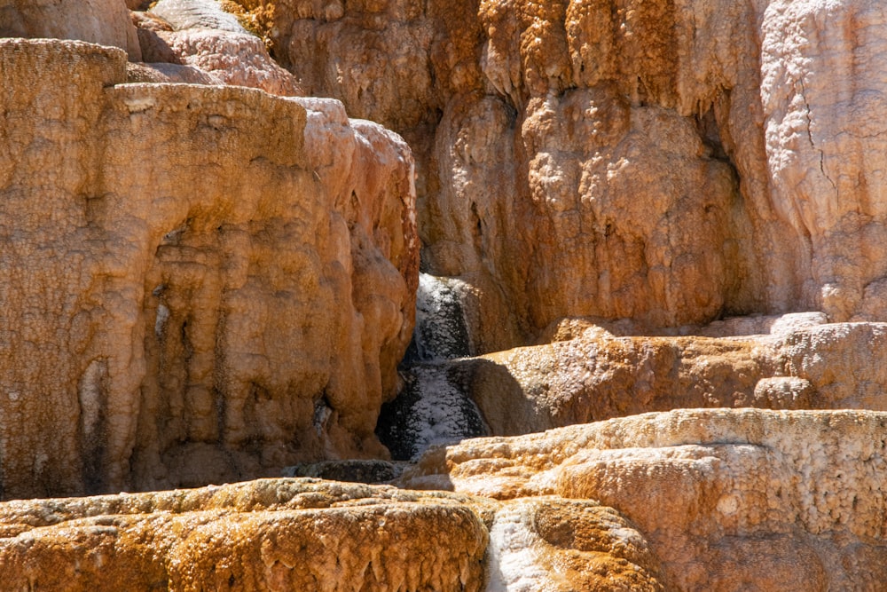 Un grupo de rocas