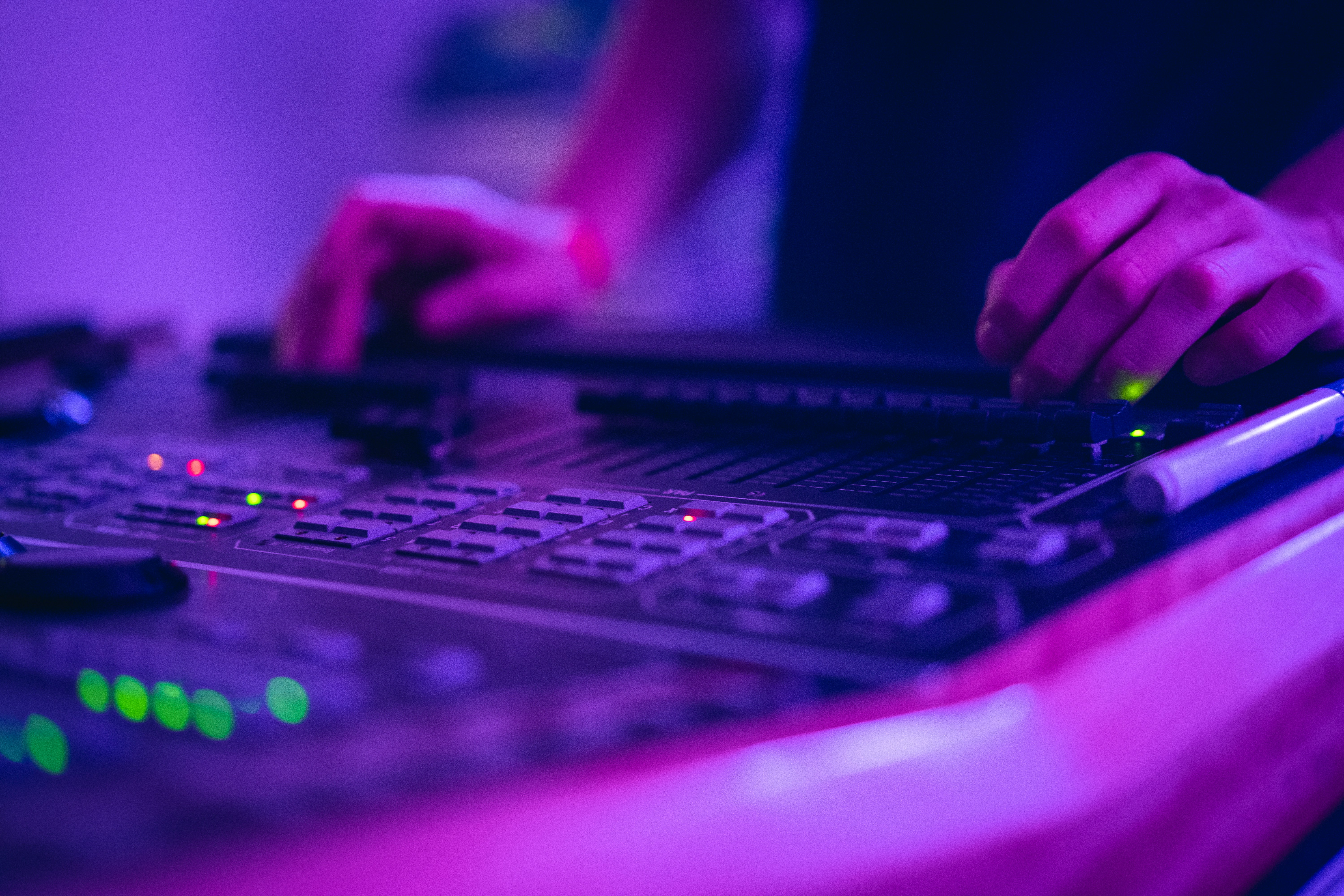 Photo by dominik_kempf