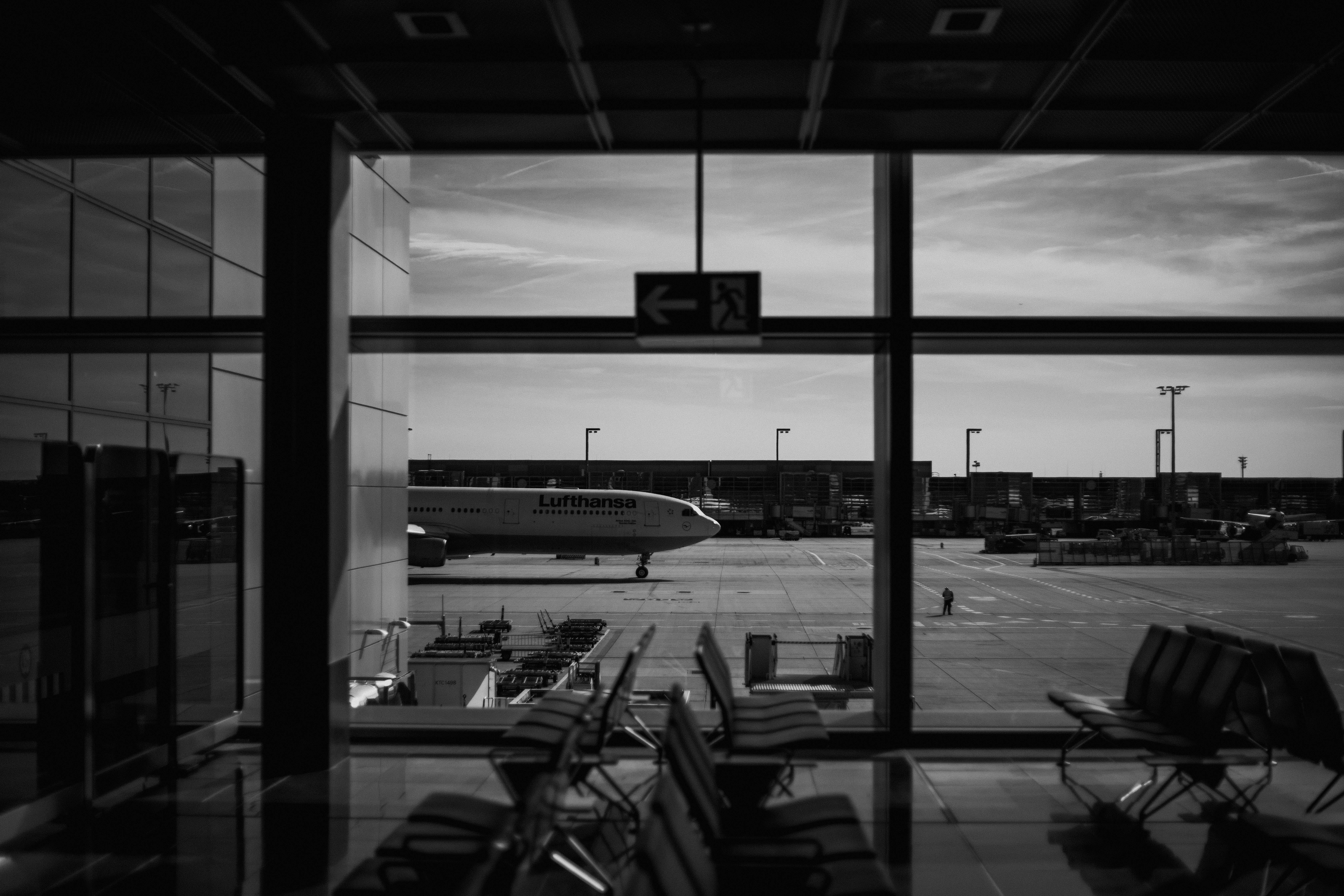 Photo by antoinekaelin