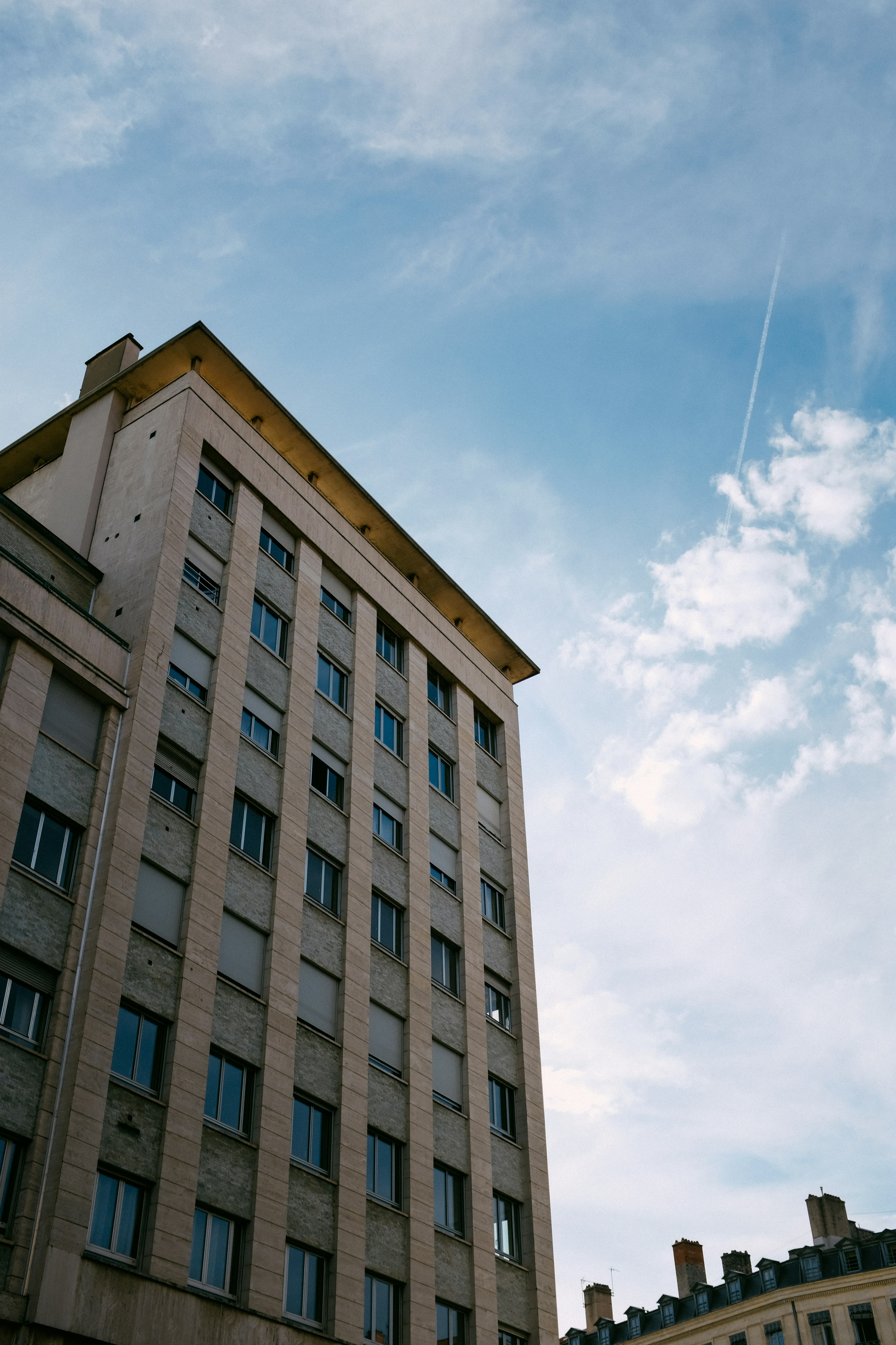 Photo by adrienolichon