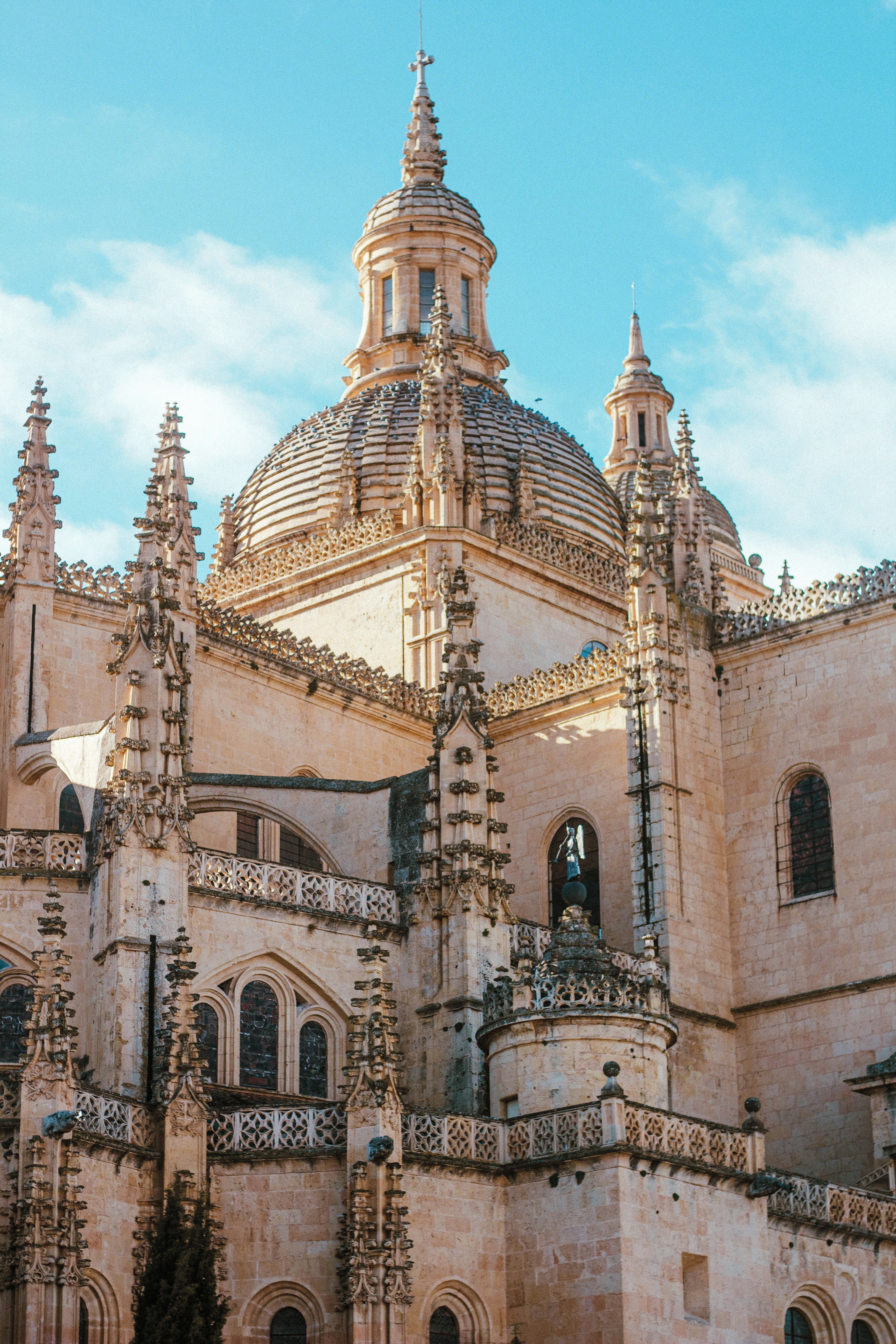 Photo by aadnrgiualno