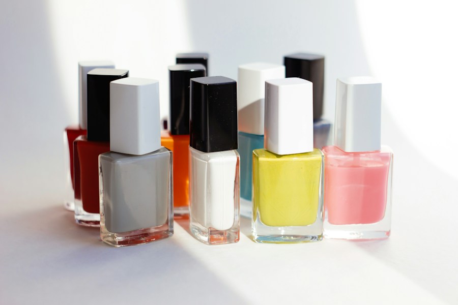 Gel rules reset the UK nail bar as autumn shades turn dark and tortoiseshell
