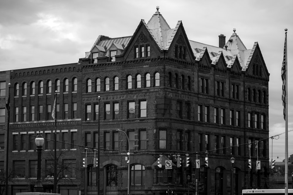 a large building with many windows