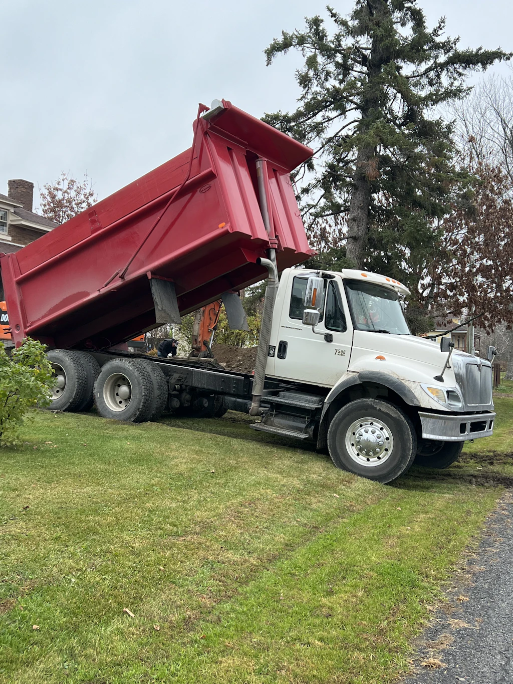Heavy grapple truck on a Florida worksite