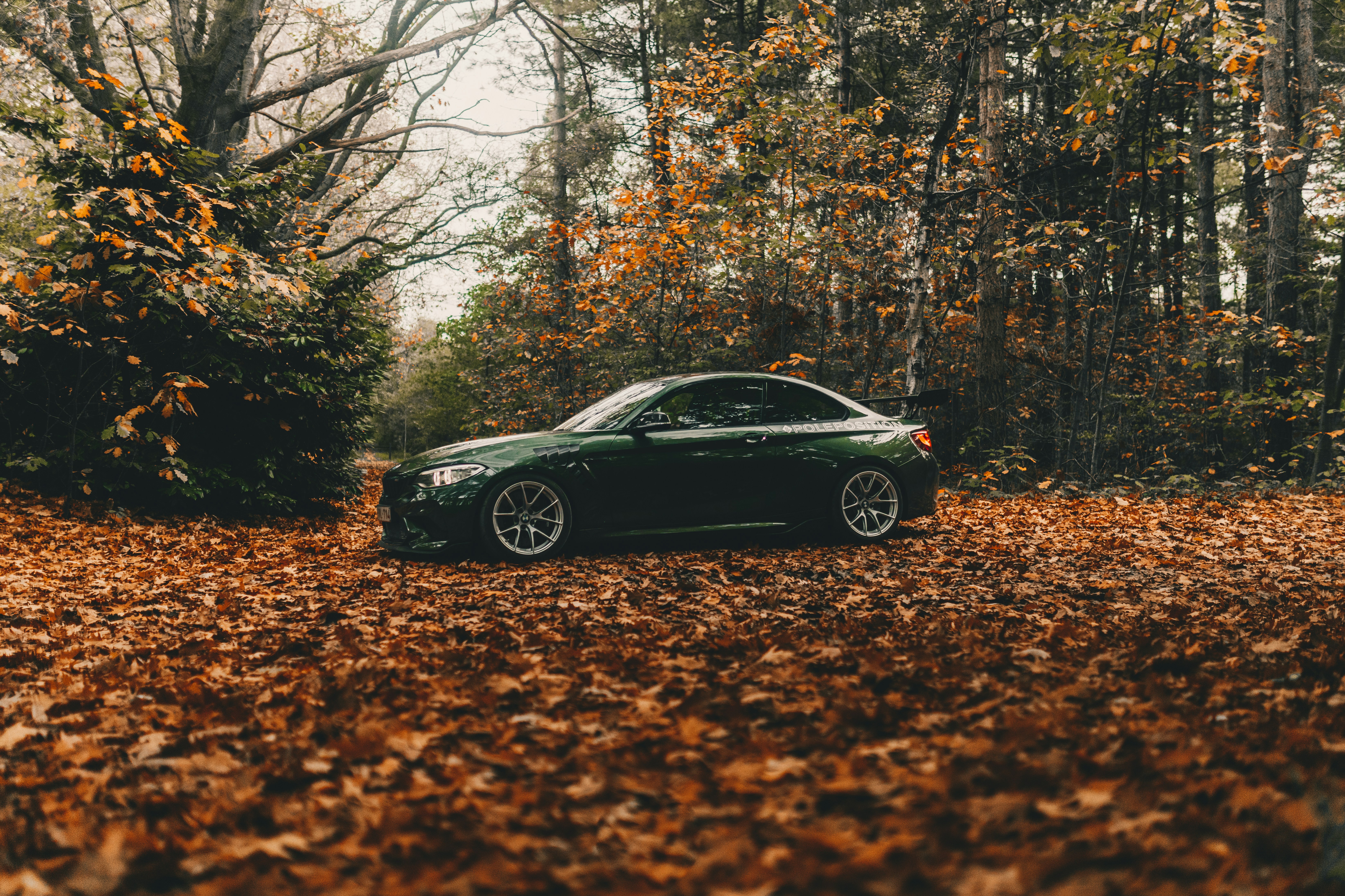 Photo by lorenzohamers