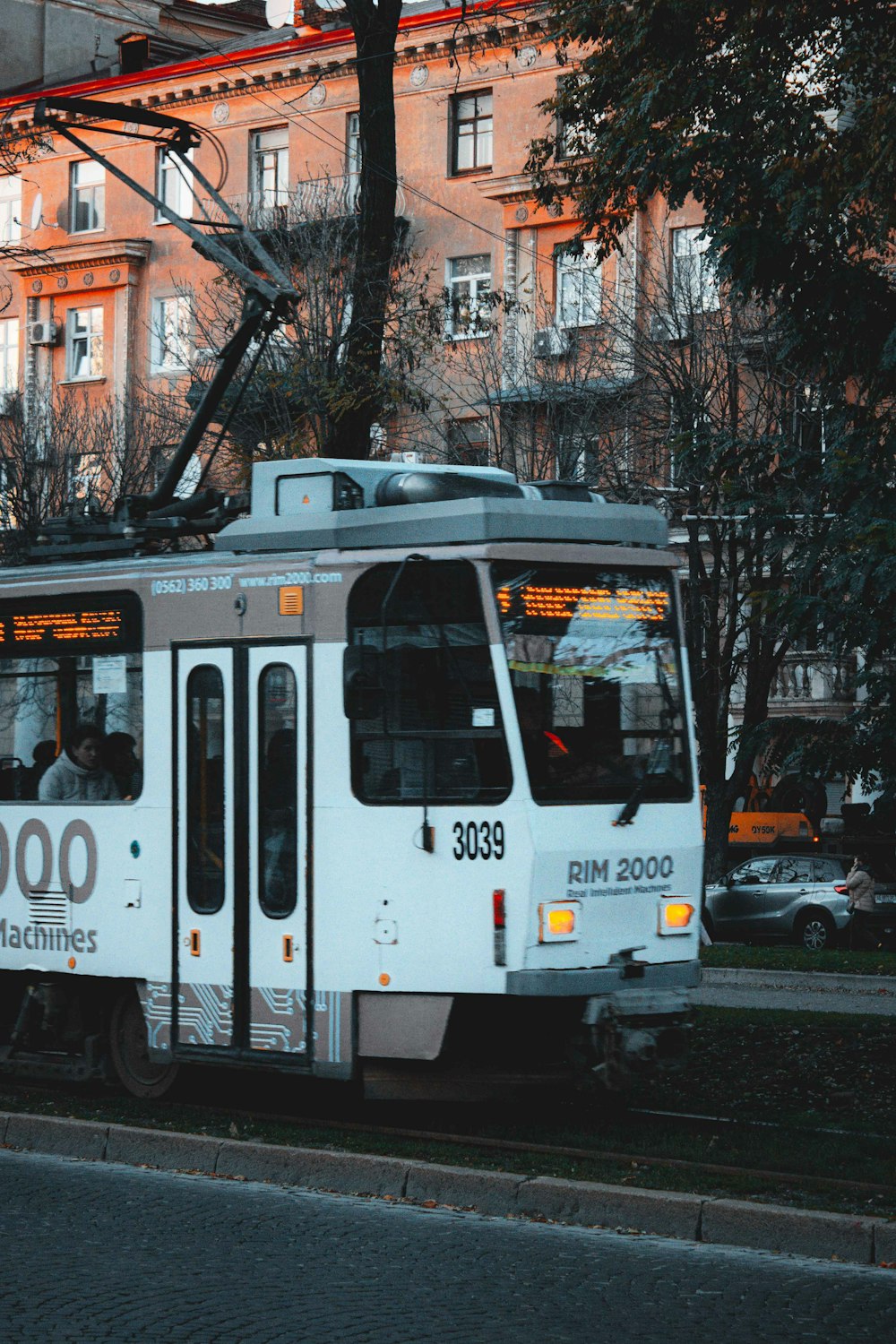 a white train on the tracks