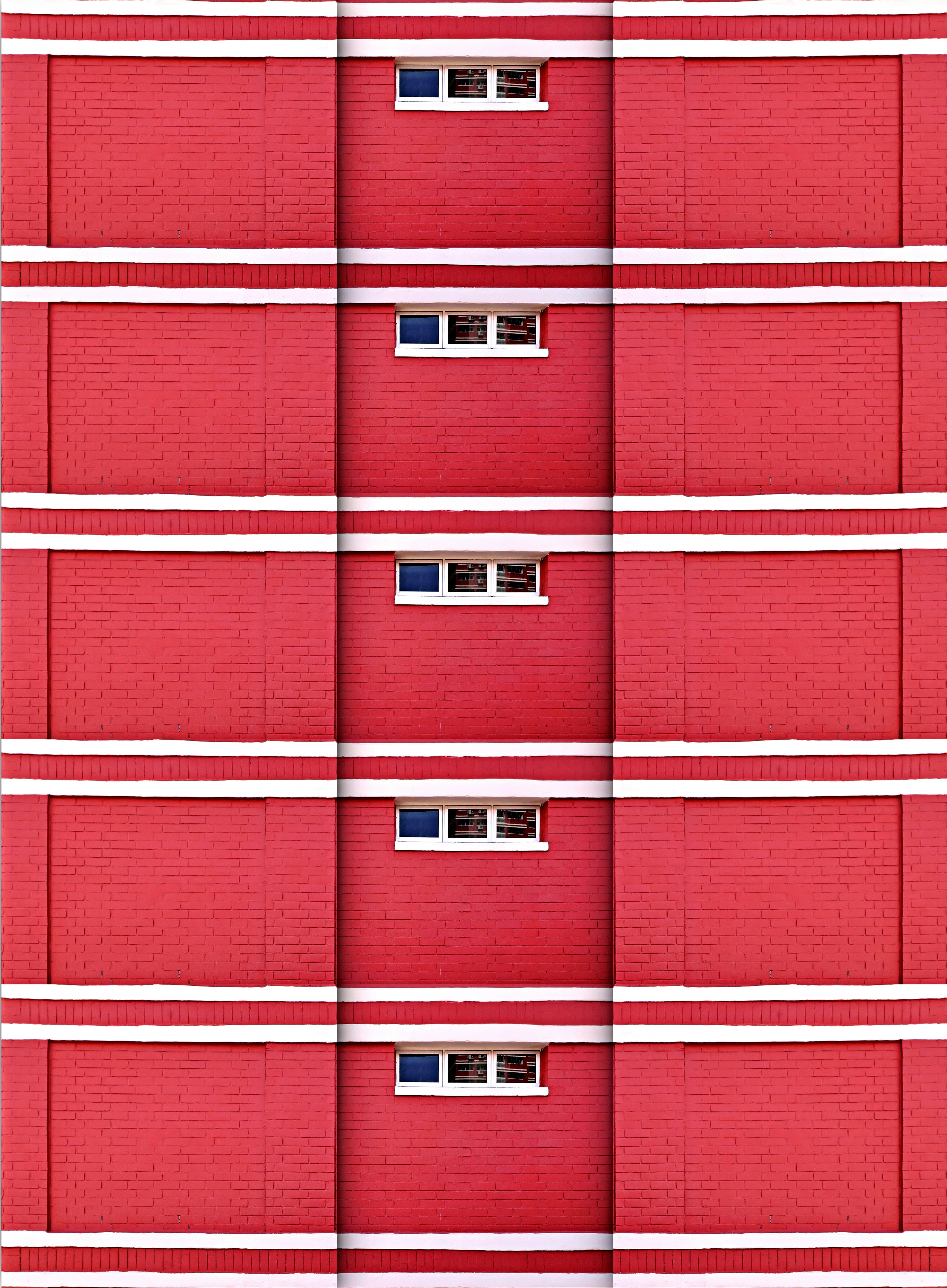 Field Review: Compact Parcel Lockers & On‑Demand Pickup for UK SMEs (Hands‑On 2026)