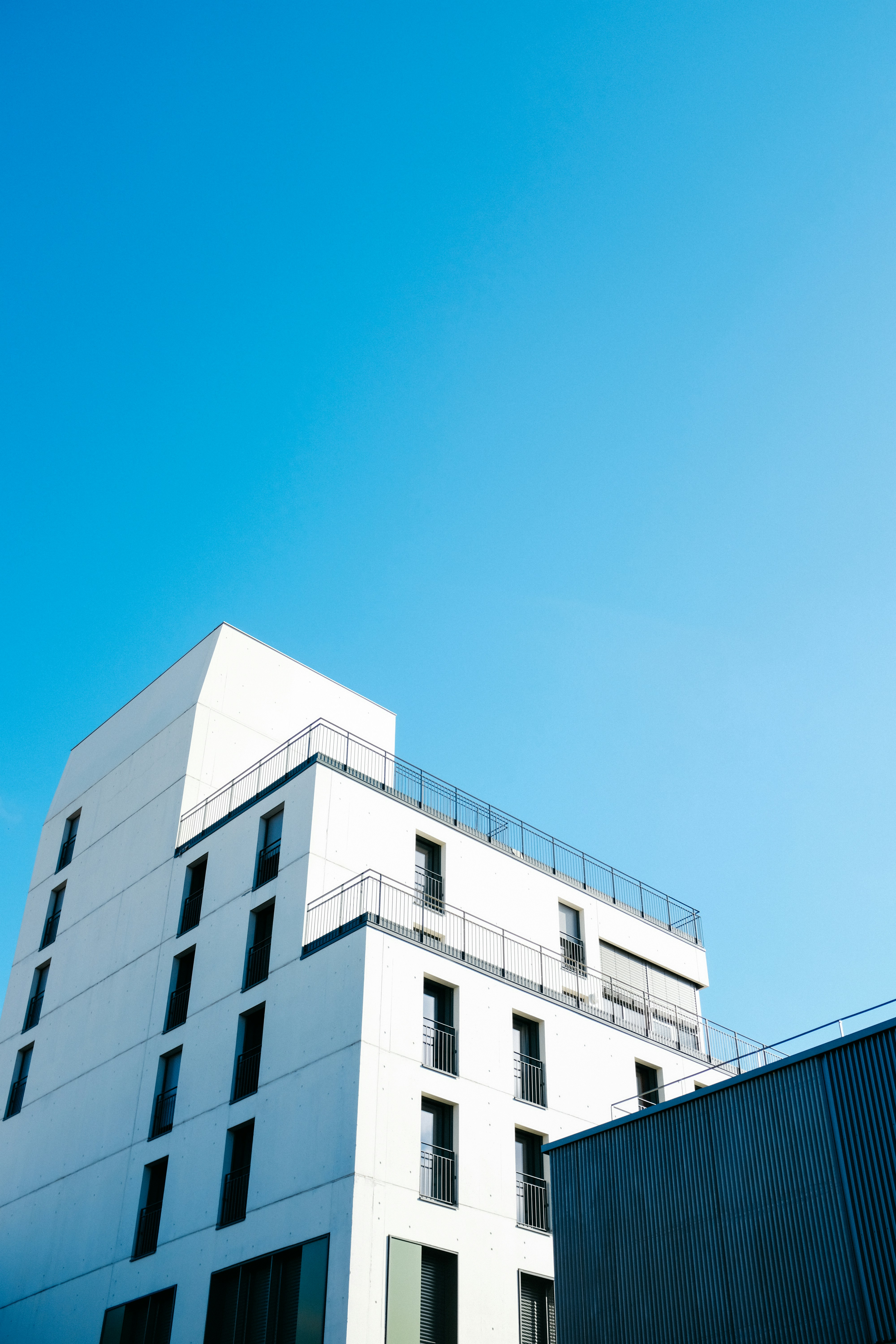 Photo by adrienolichon