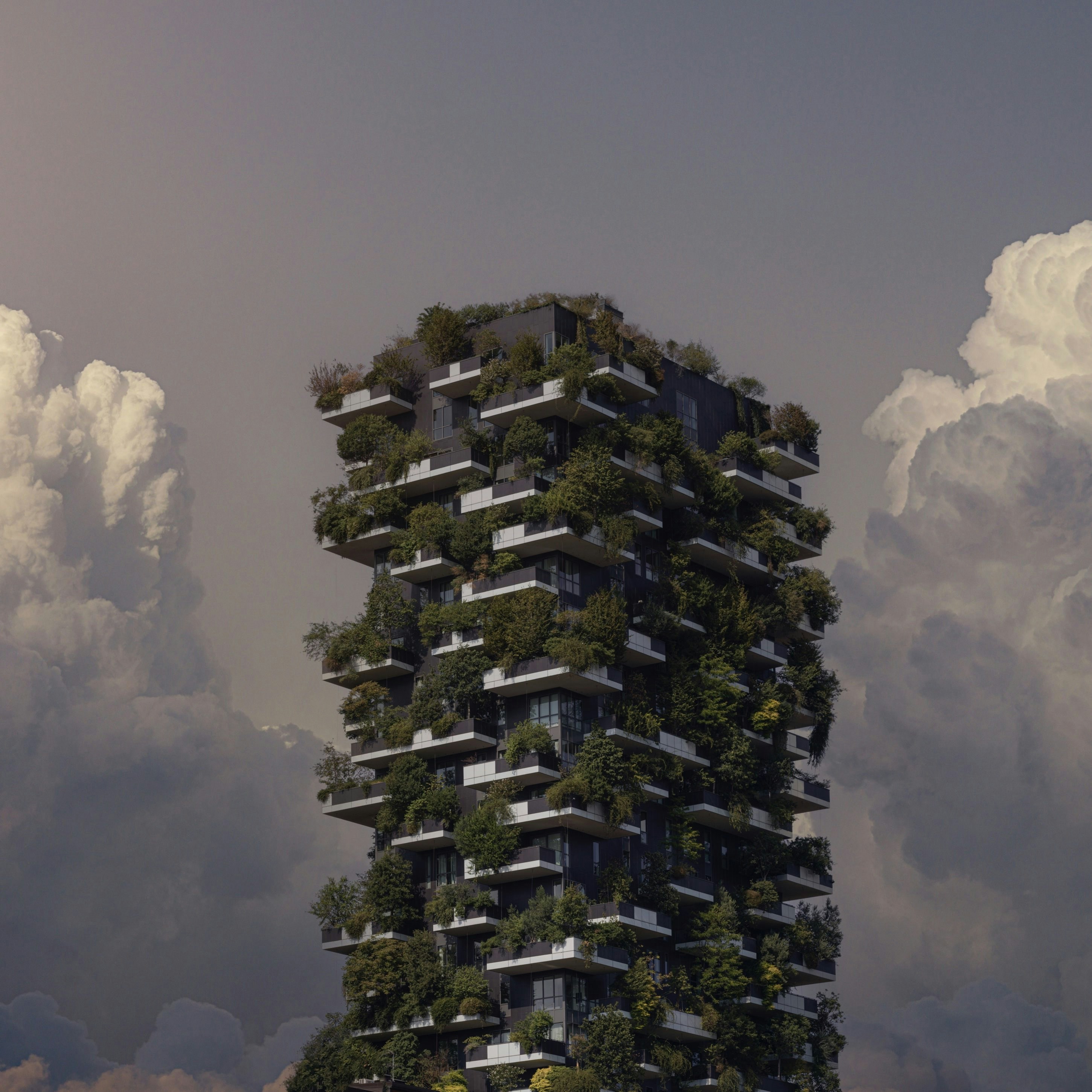 Un grand bâtiment avec de nombreuses fenêtres