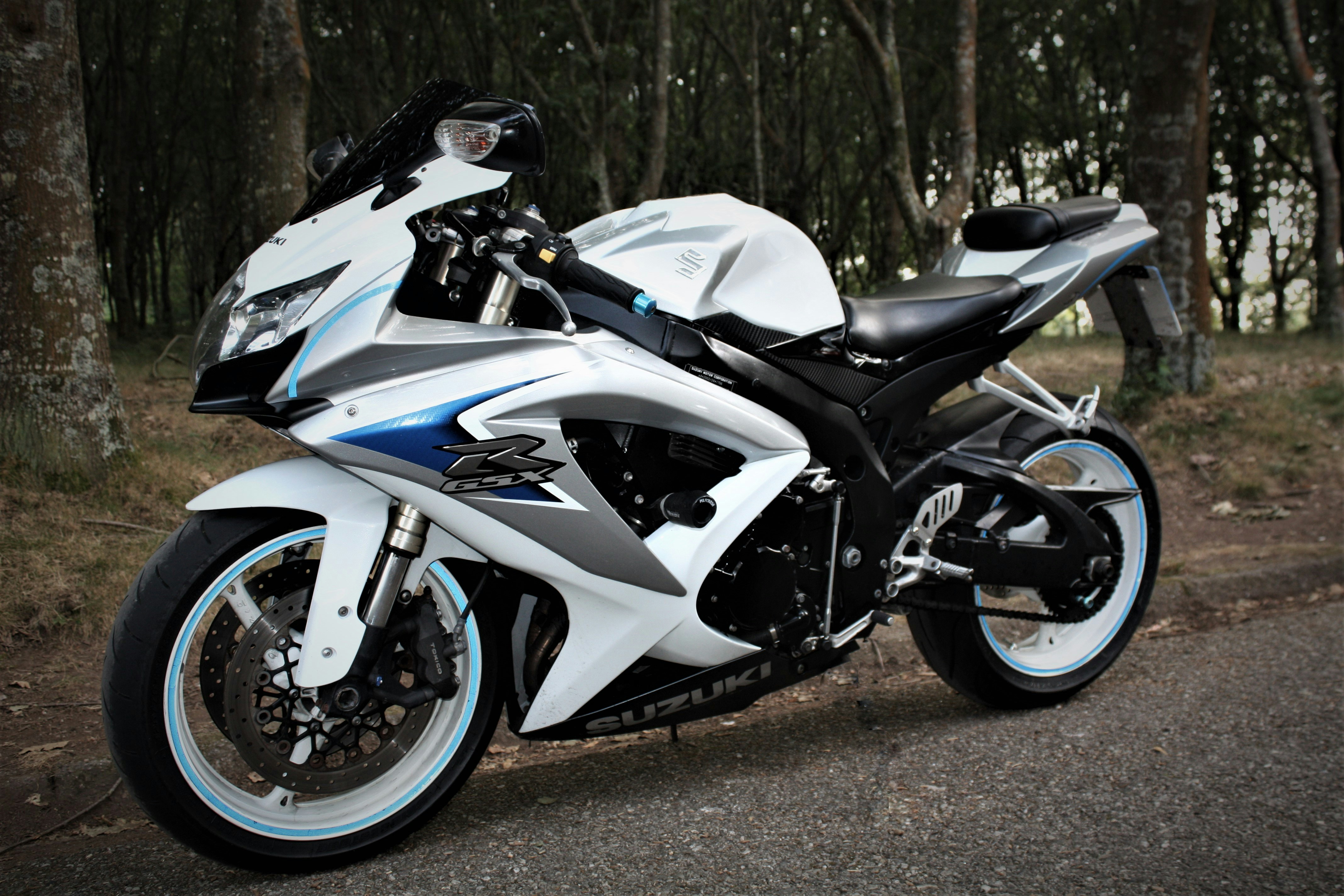 a white and blue motorcycle