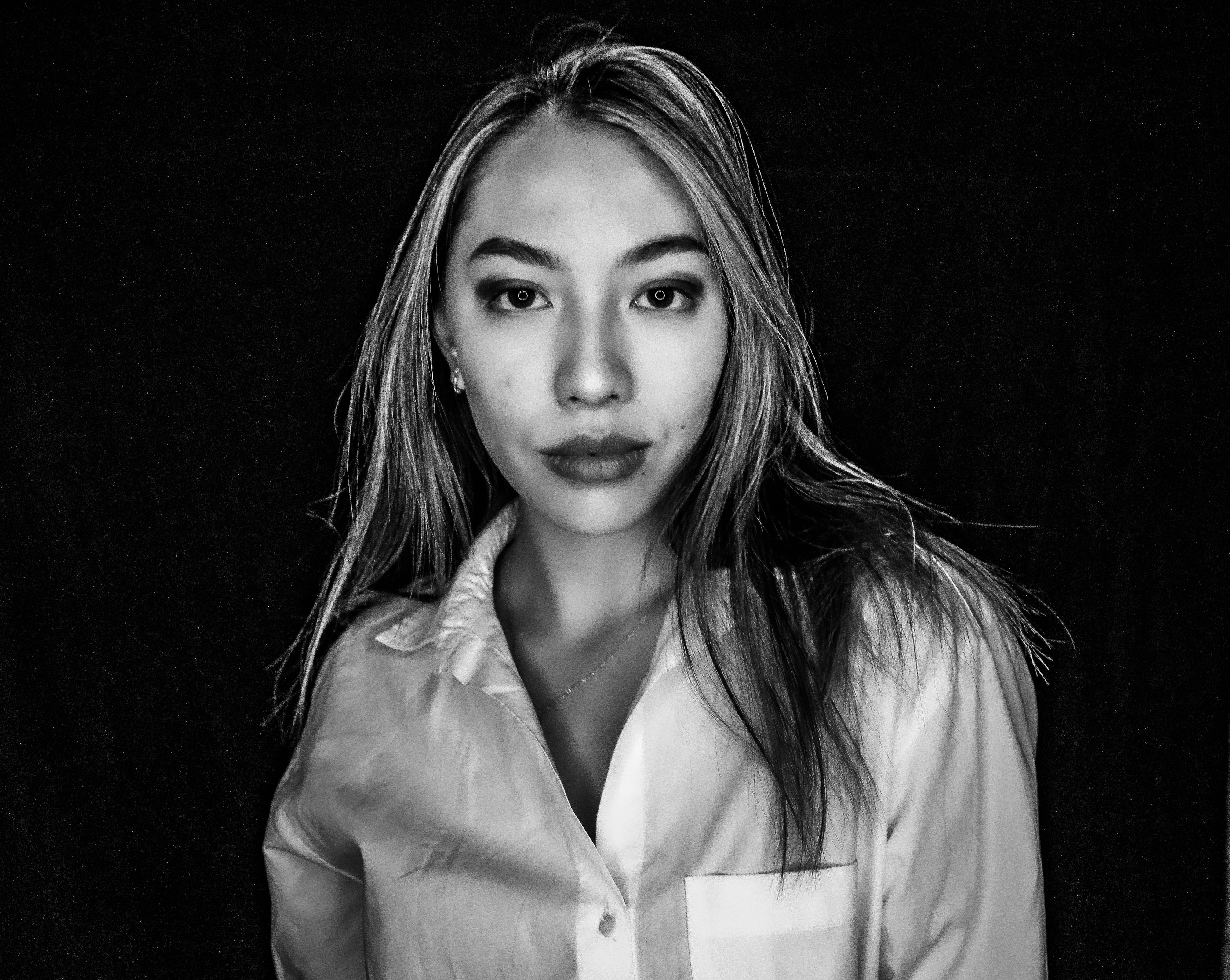 face framing wet balayage hair color