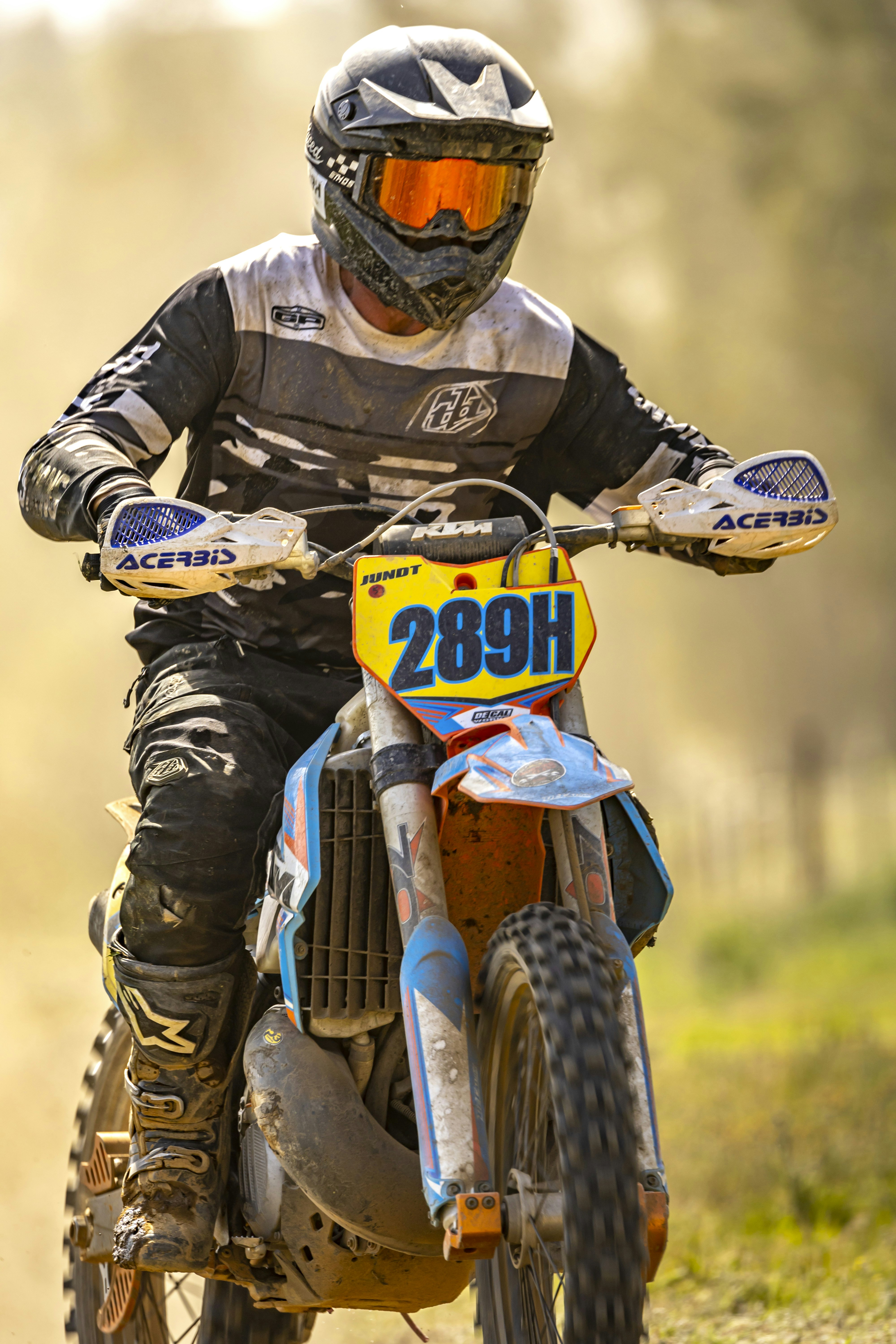 Photo by leo_visions_