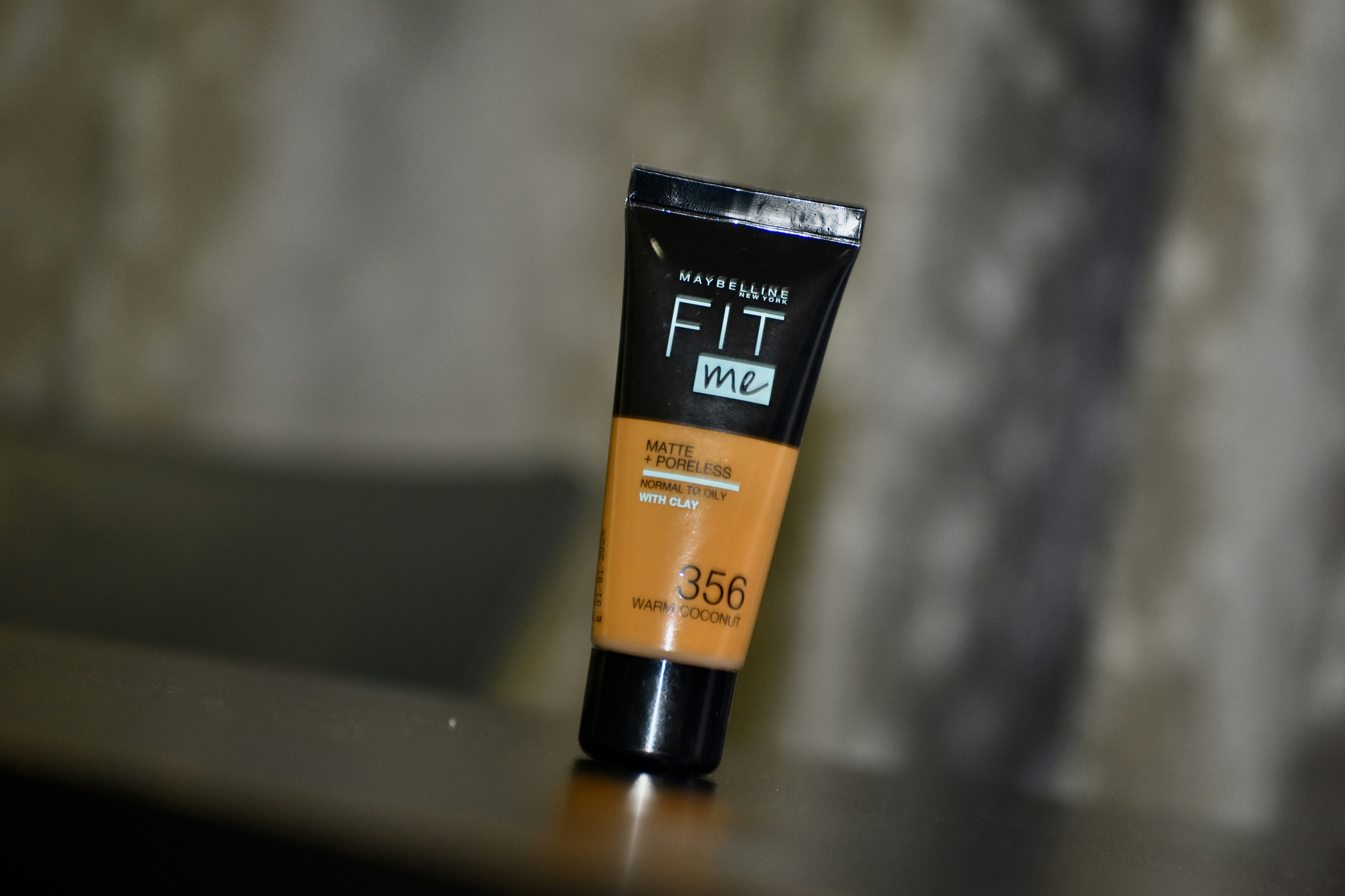 How to Choose the Right Foundation Shade in Minutes