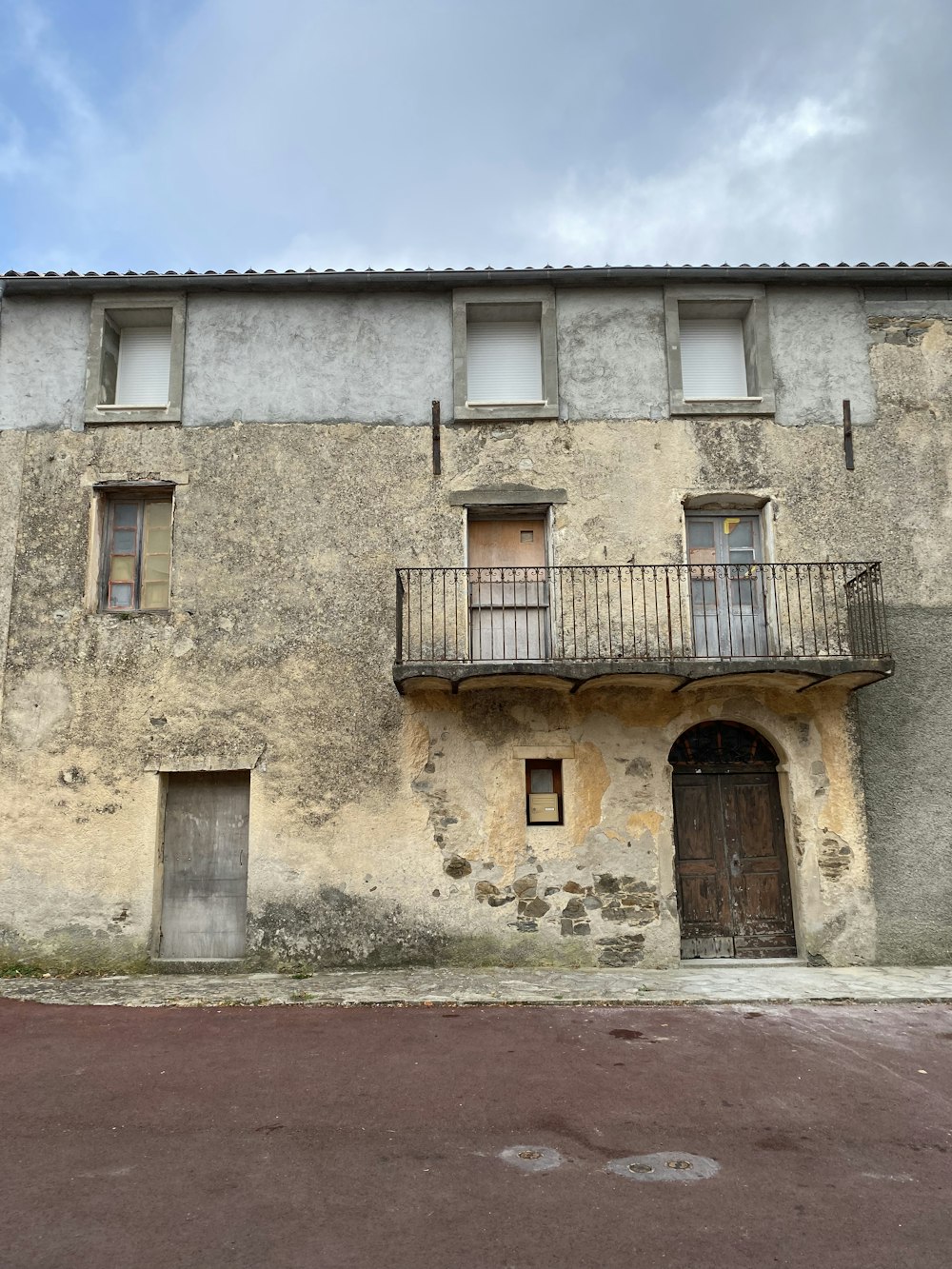 a building with a balcony