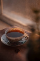 una tazza di te nero