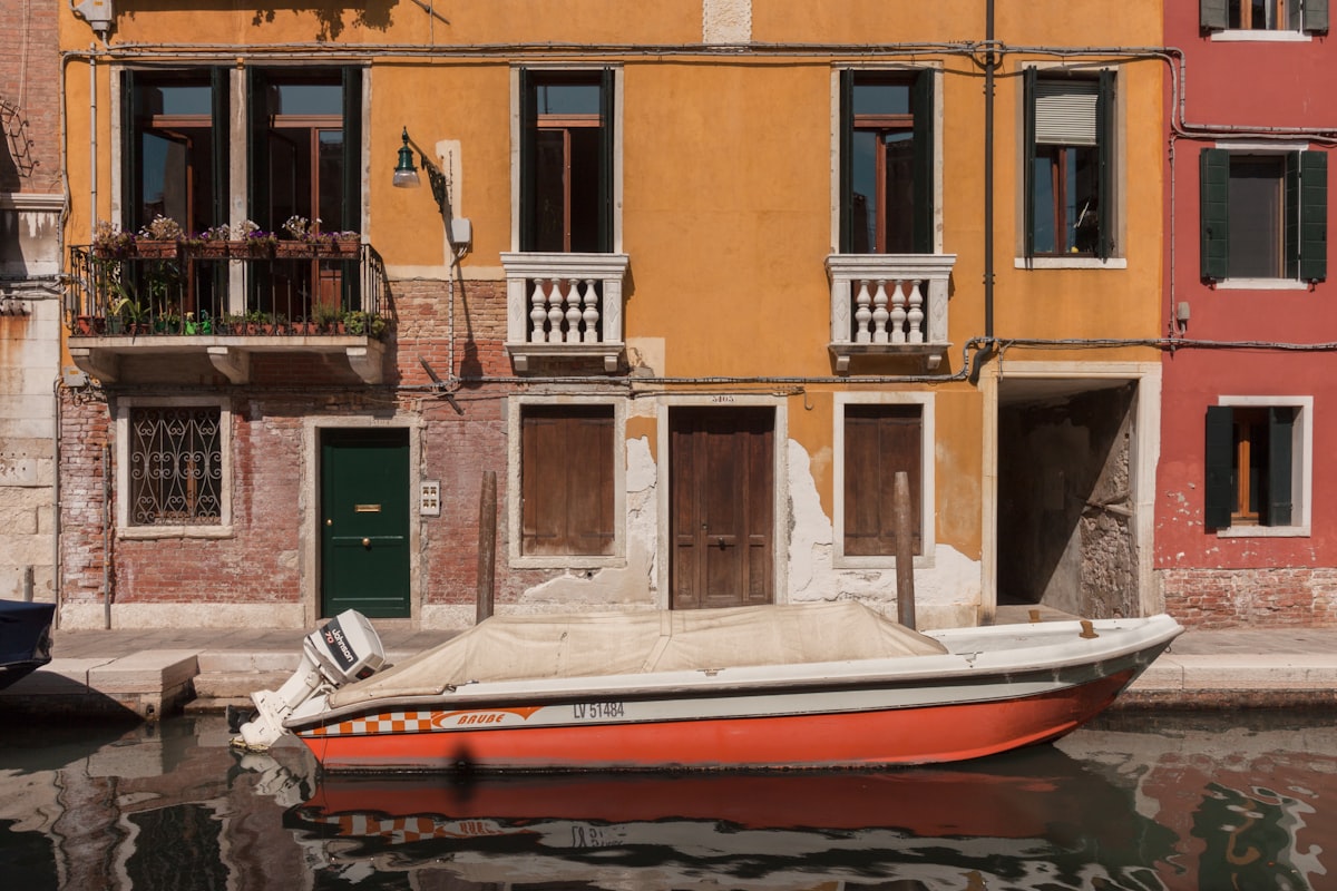 Venice Vaporetto Guide