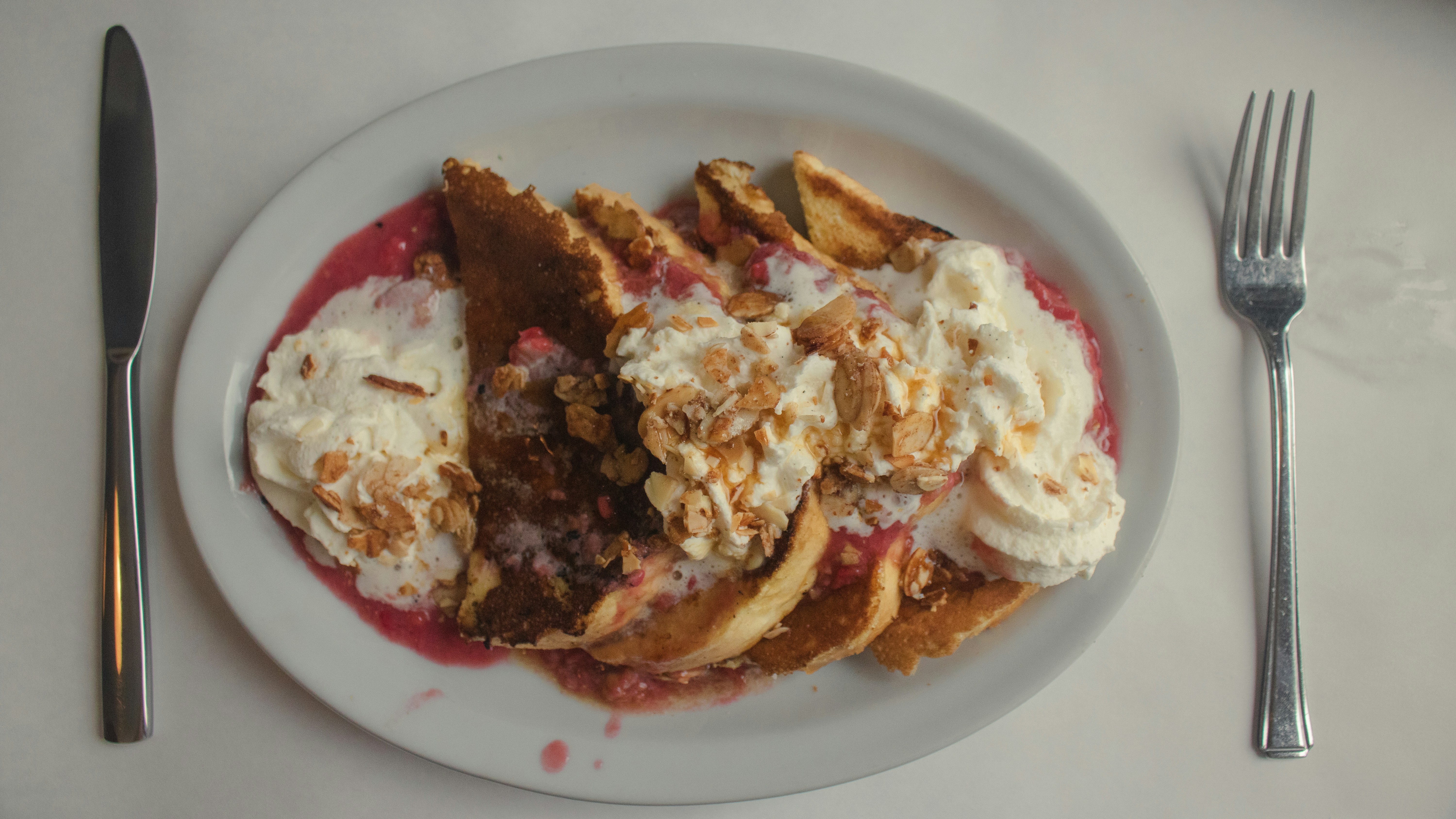 French toast with cream