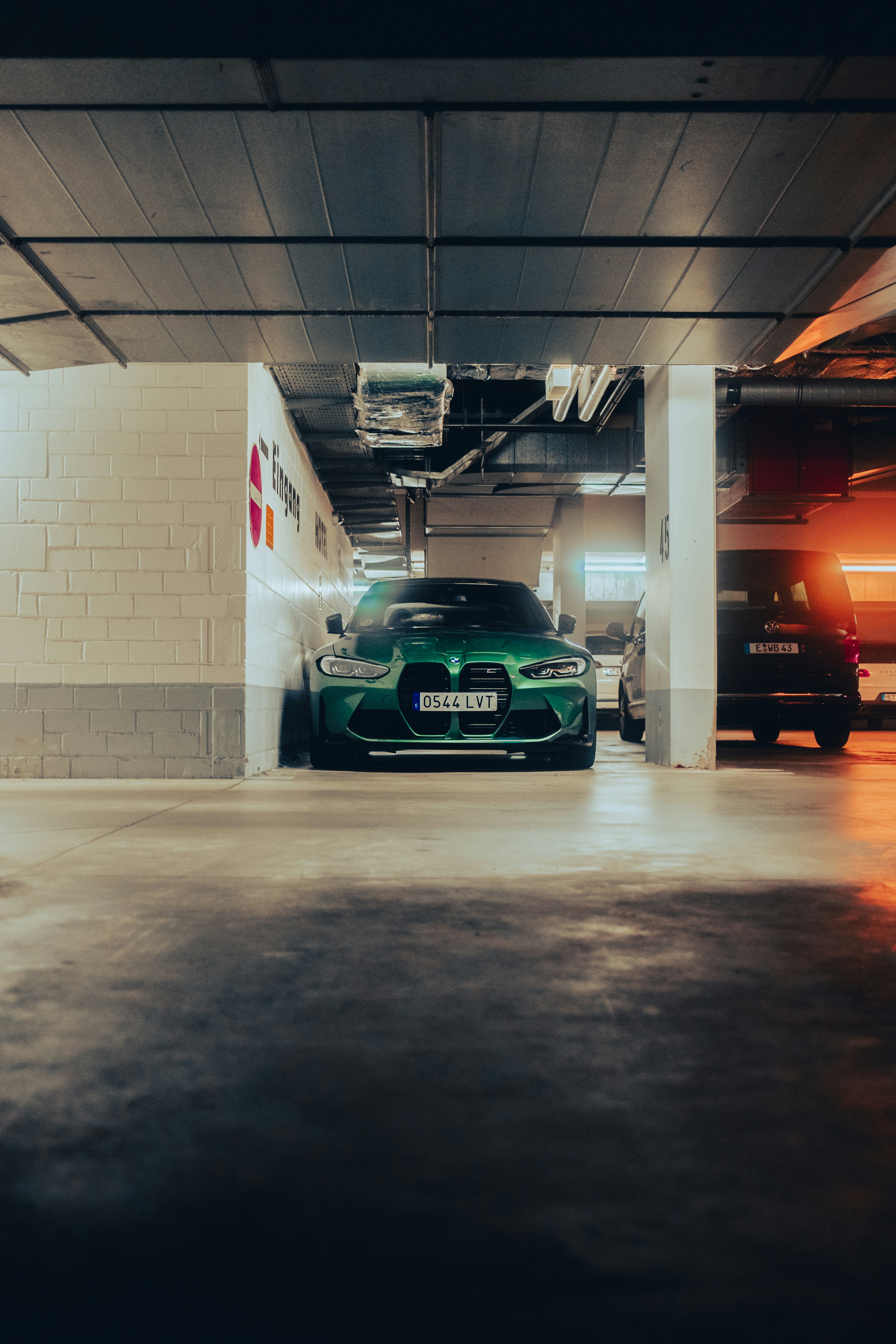 Photo by lorenzohamers