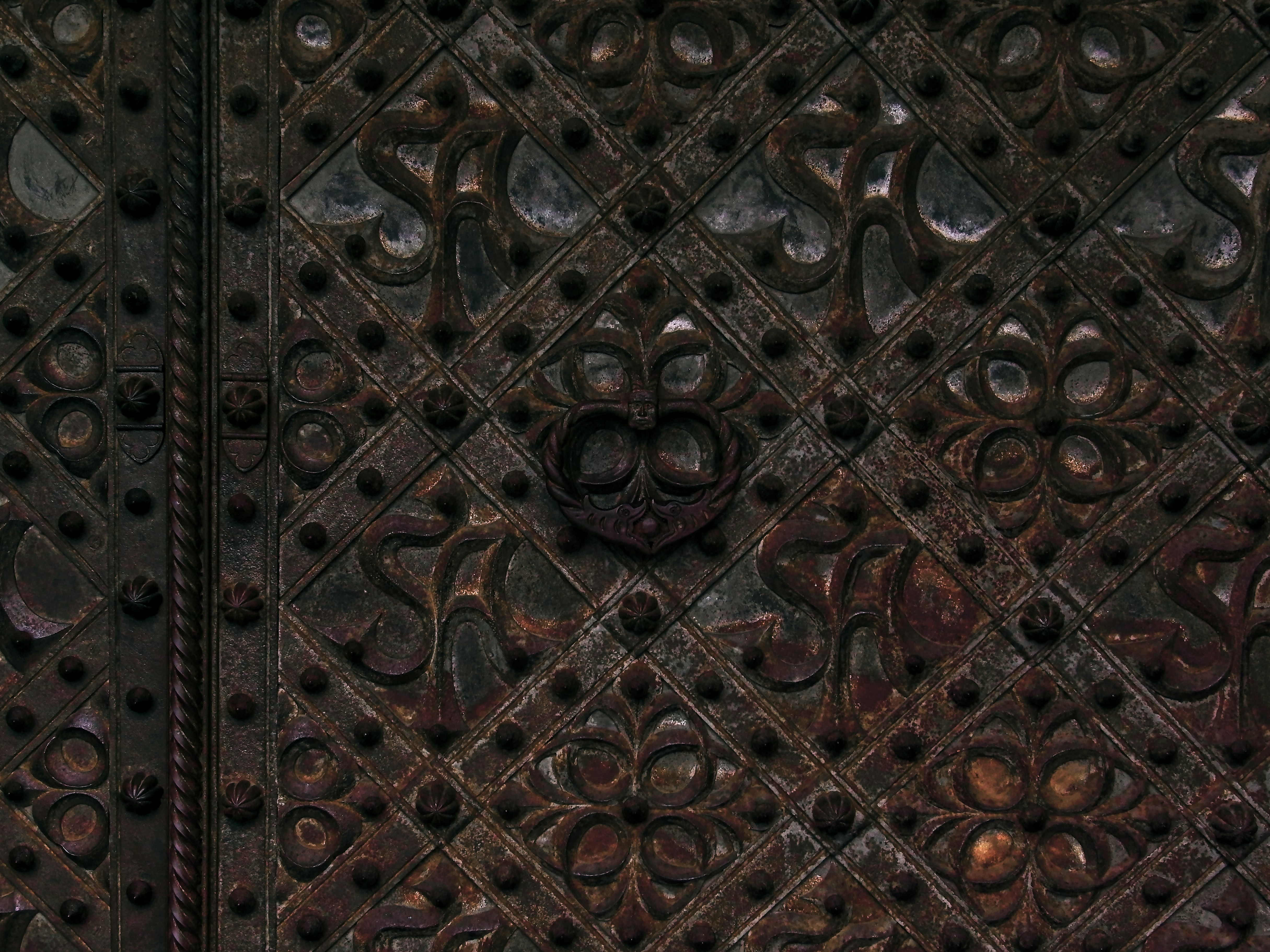 Gothic velvet pattern