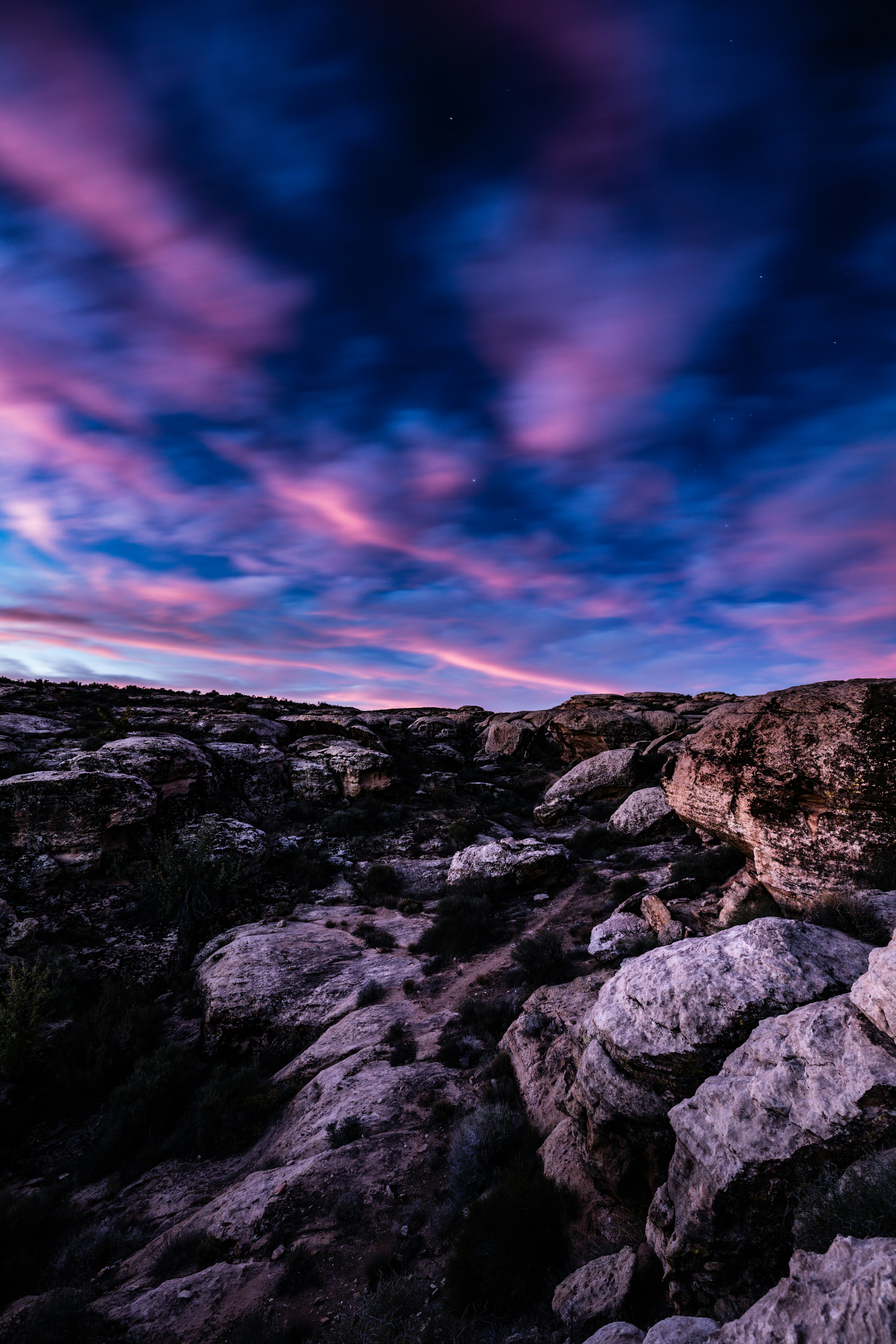 Photo by worldsbetweenlines