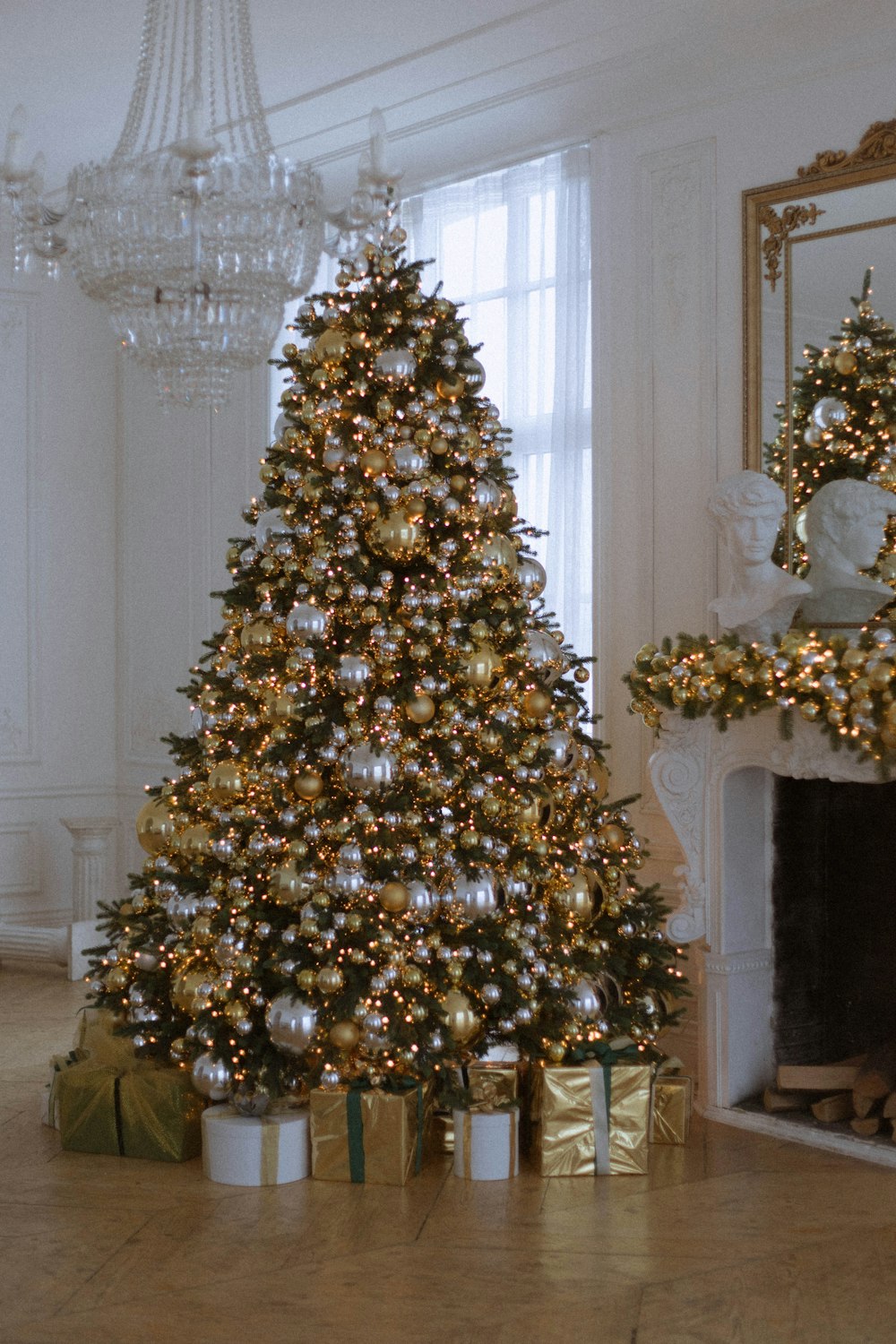 a decorated christmas tree in a room