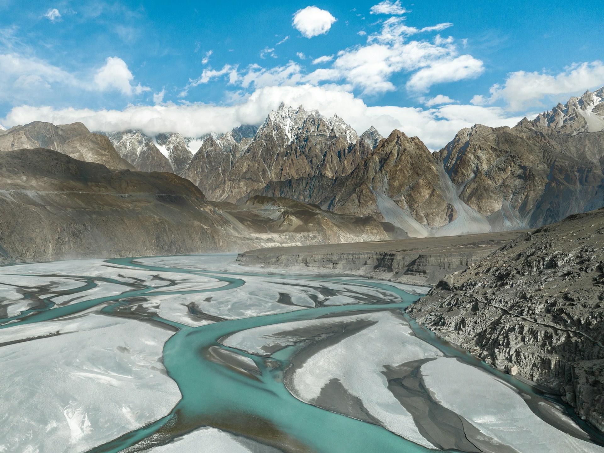 Khunjerab Pass — Top of the World