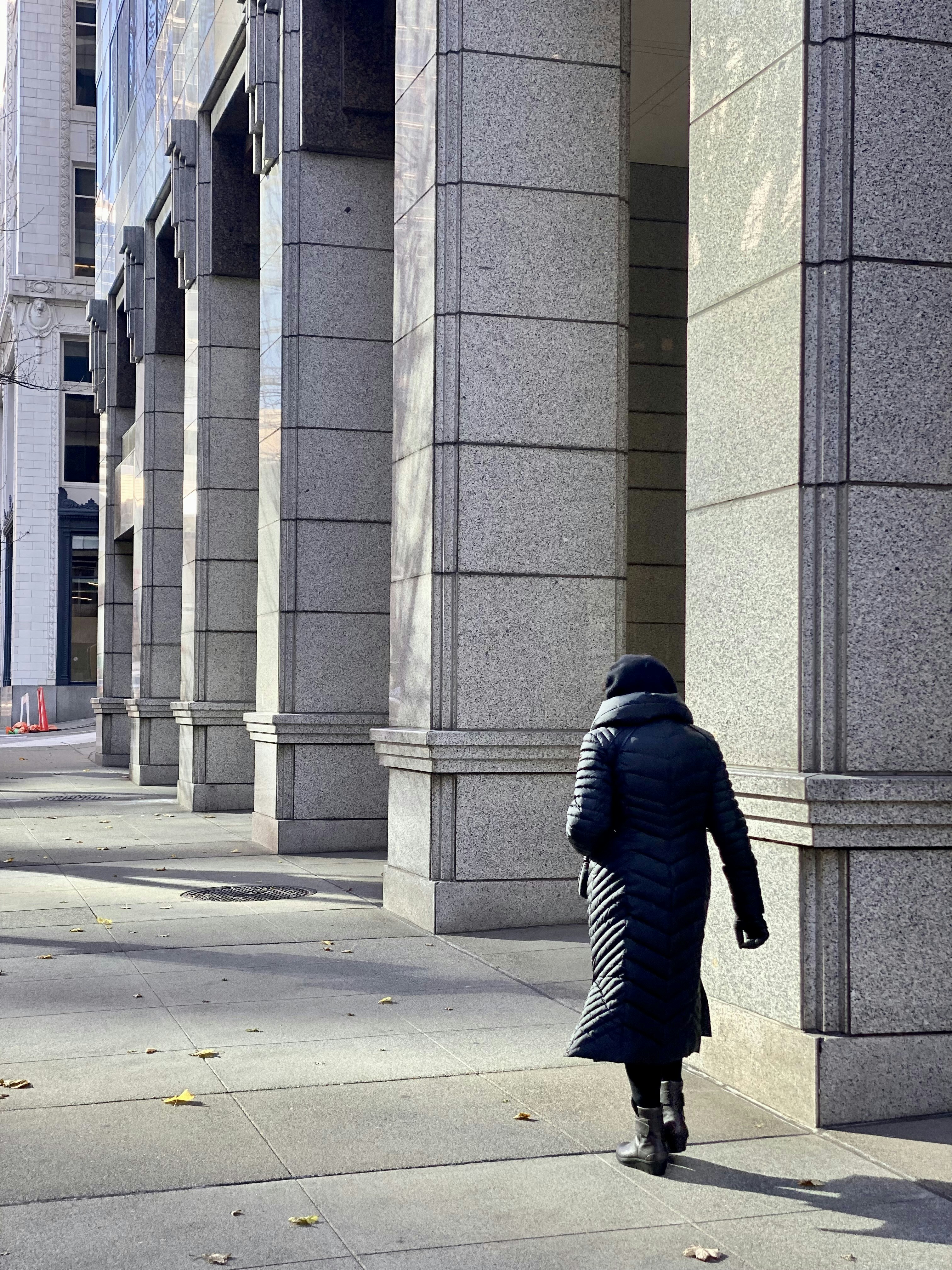 RBC Capital Maintains Sector Perform on Associated Banc, Raises Price Target to $28