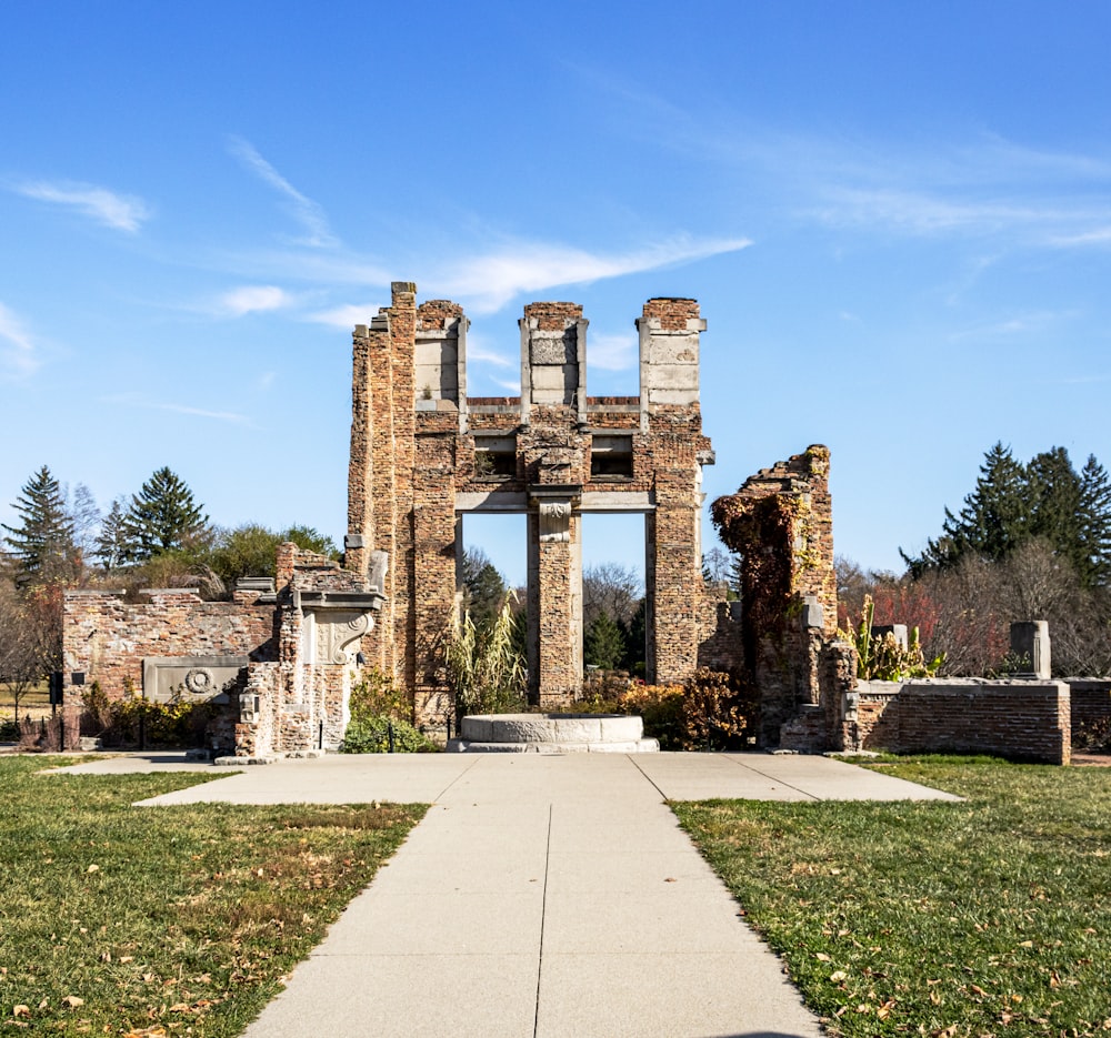 a stone building with columns