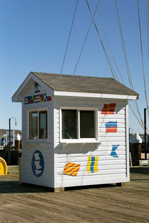 a small white building