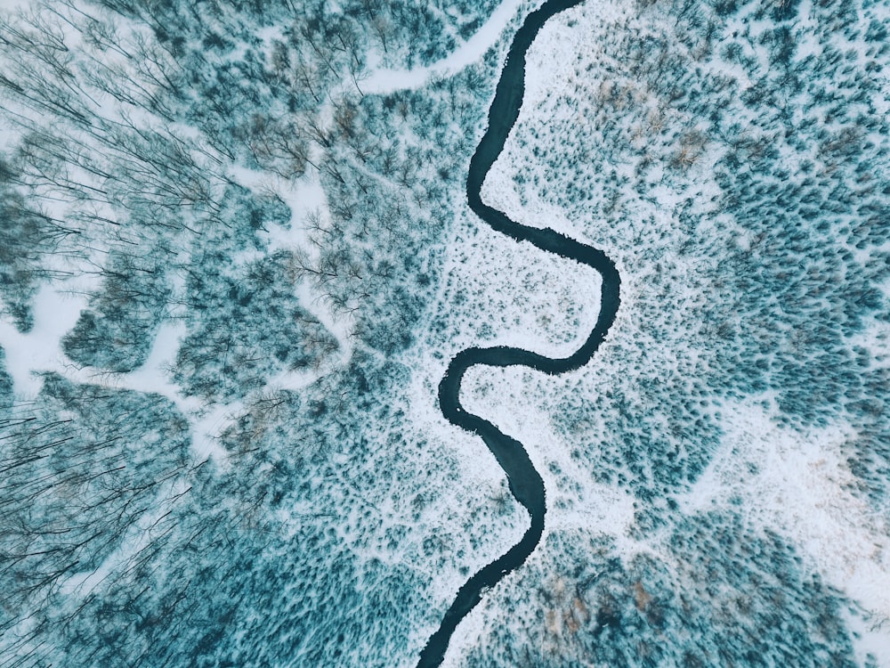 a heart drawn in the snow