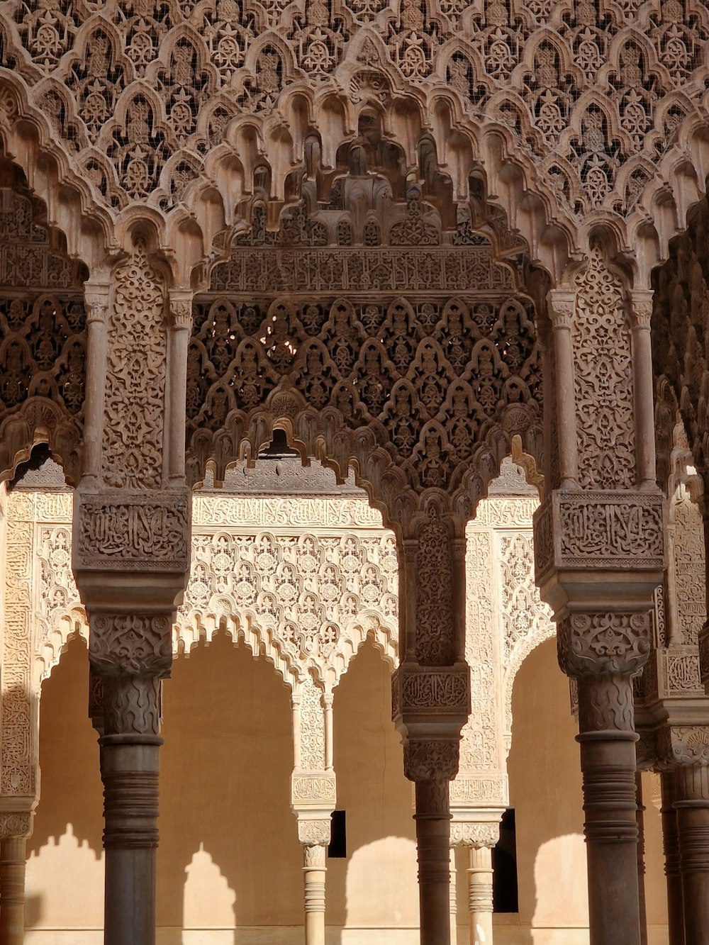 a building with pillars