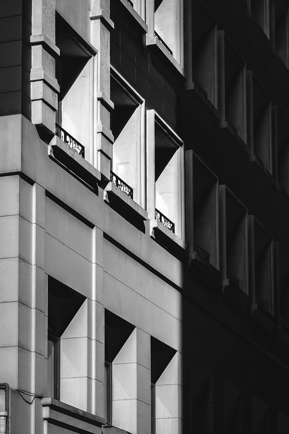 Un edificio con ventana