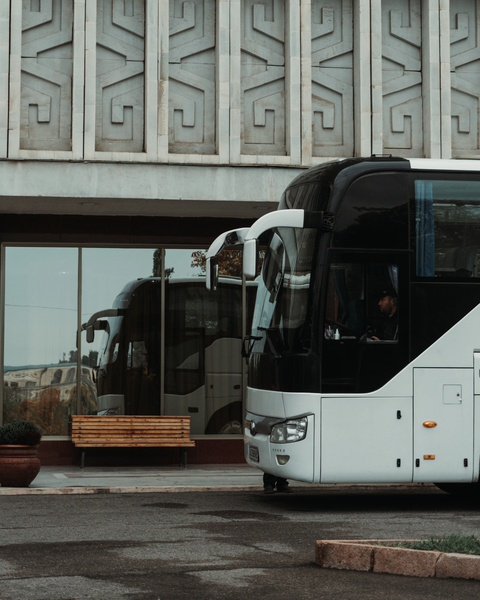 Traverse City Charter Bus Rental Guide: Group Transportation in Northern Michigan