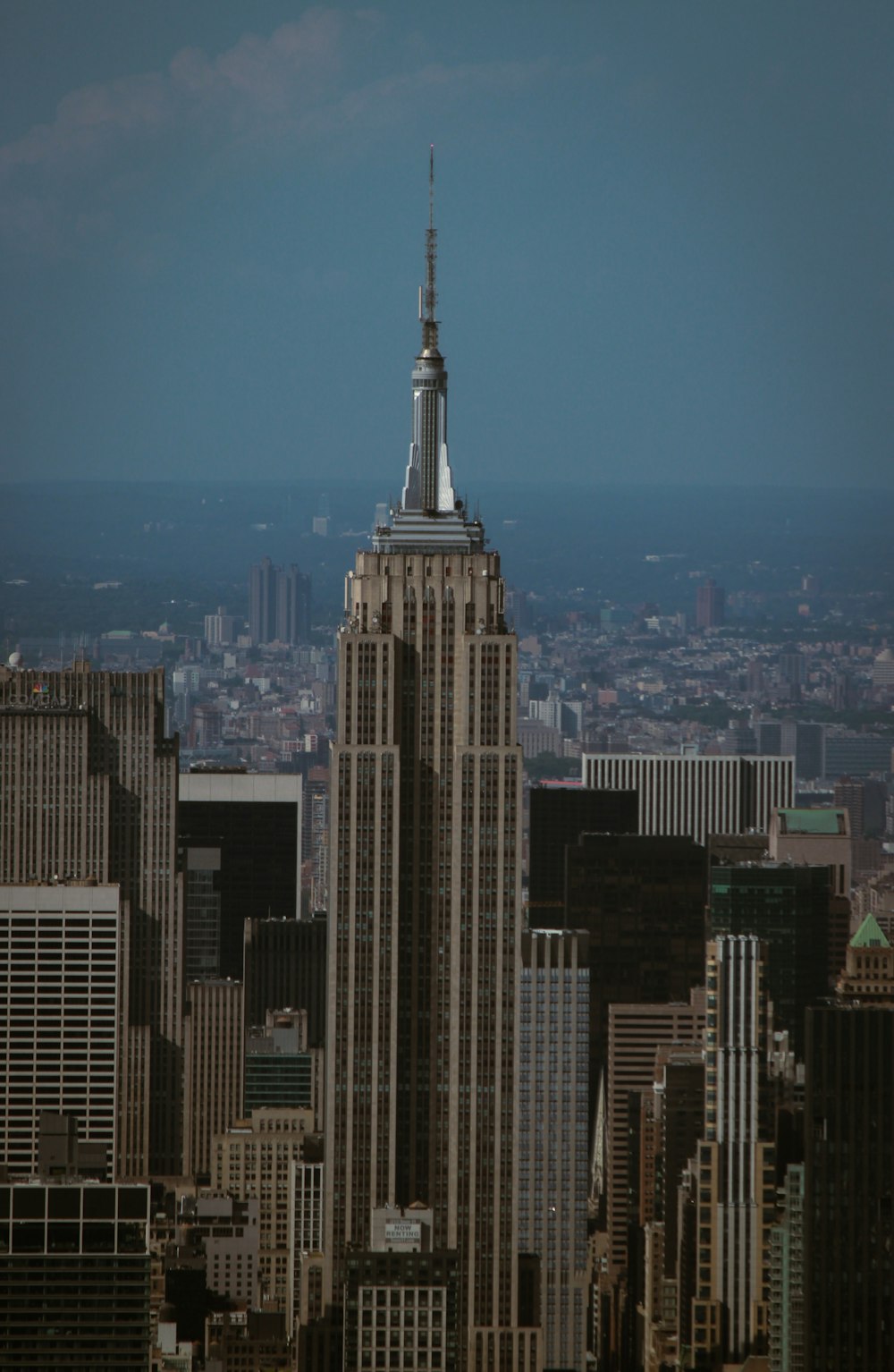 a tall building in Empire State Building