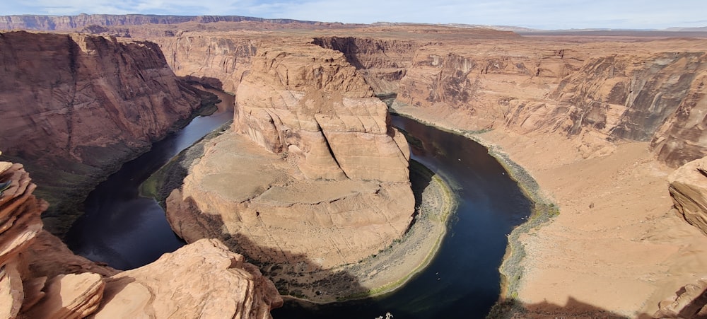 a river running through a canyon