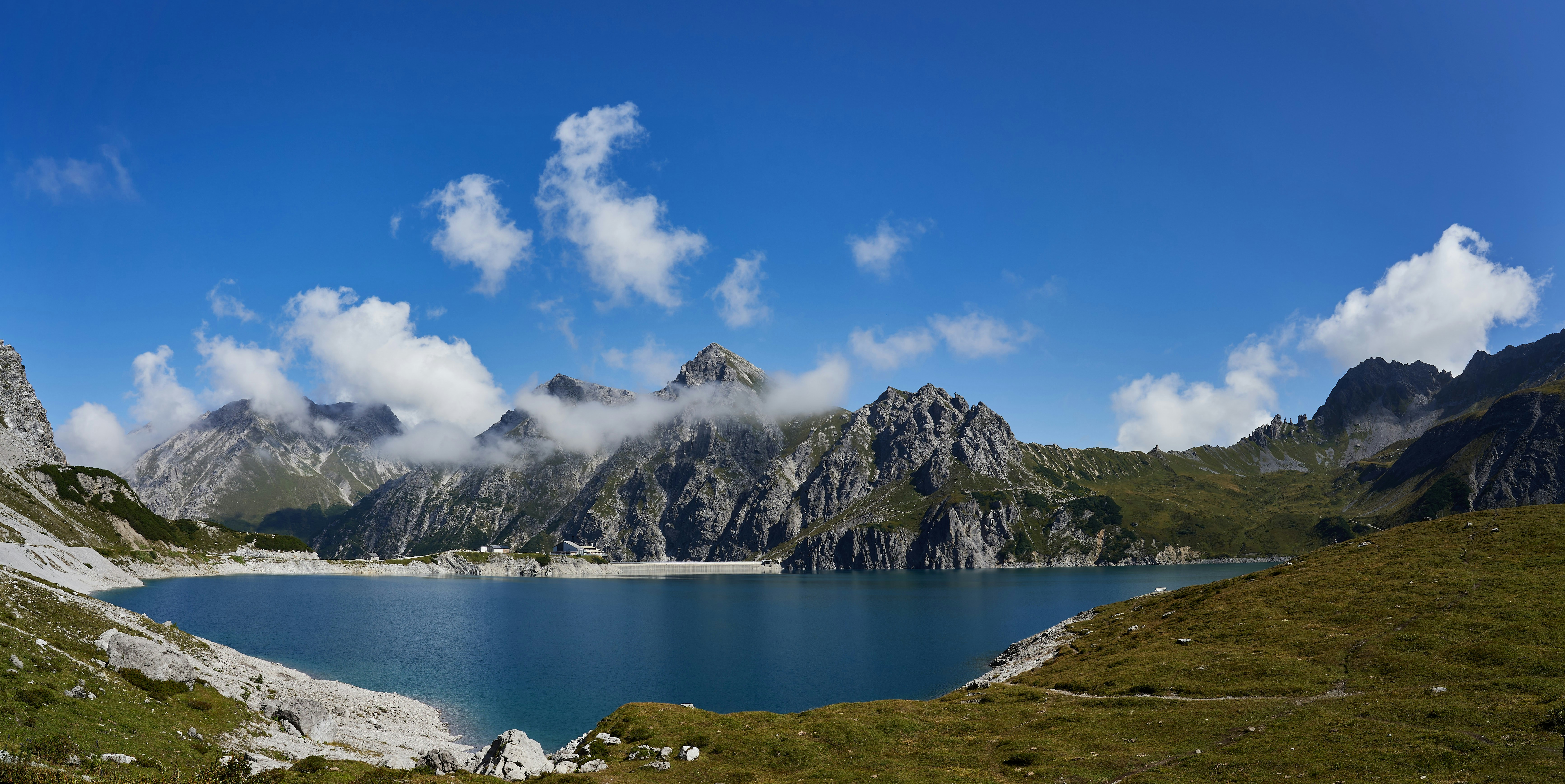 Photo by wolfgang_hasselmann