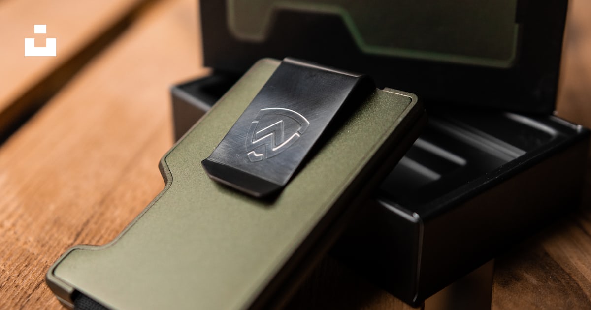 A black rectangular device with a screen photo – Free Electronics Image ...