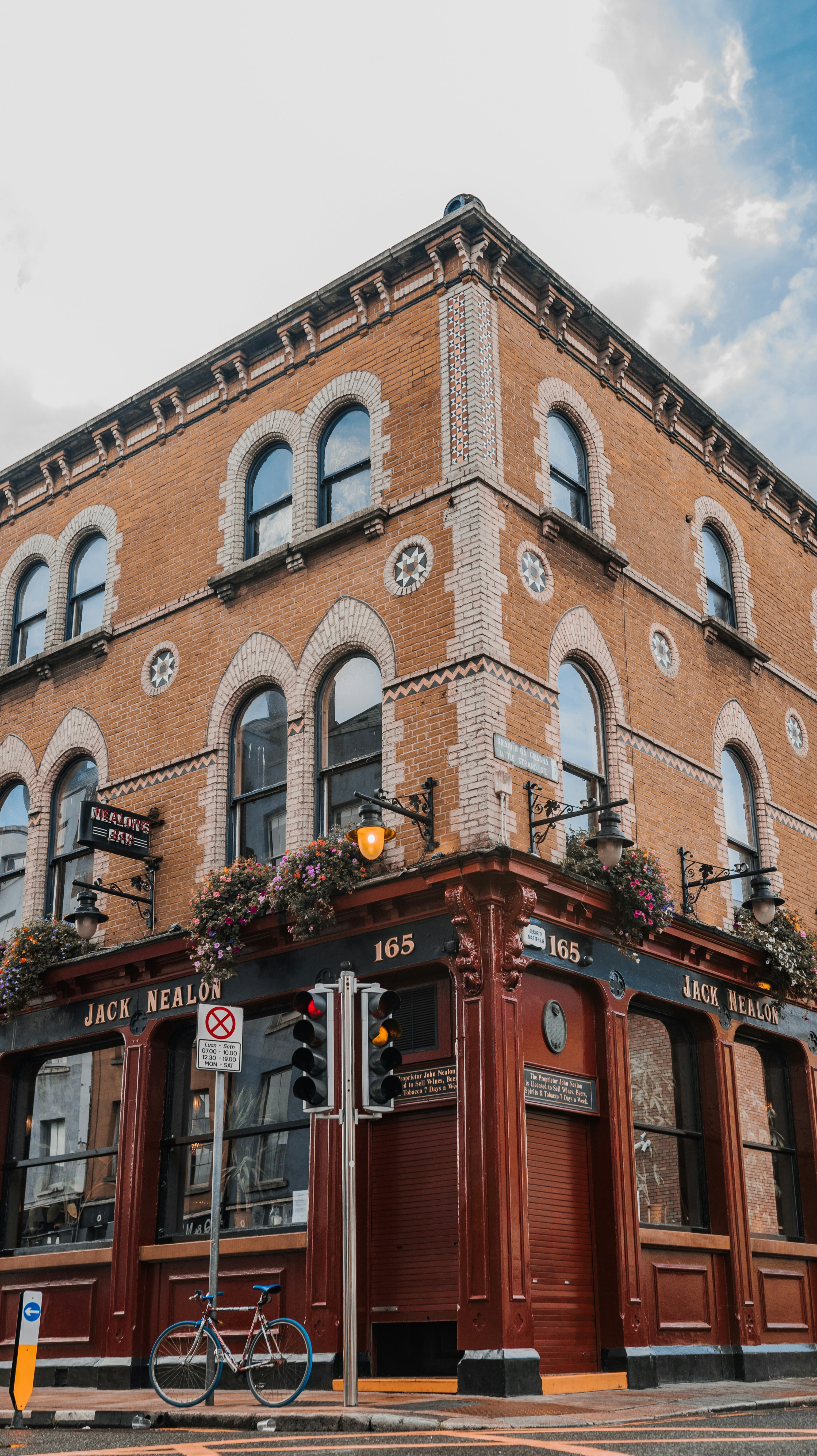 Photo by visualsbyroyalz