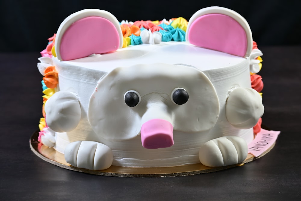 a cake with a pig