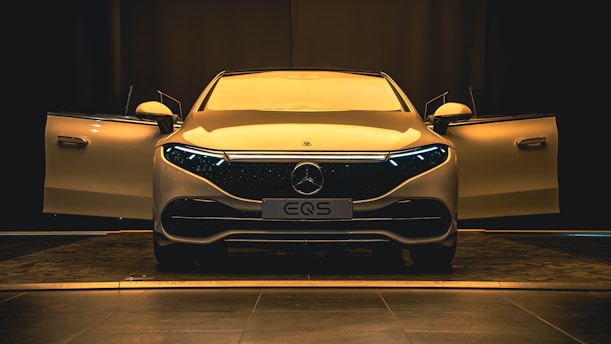 Mercedes EQS